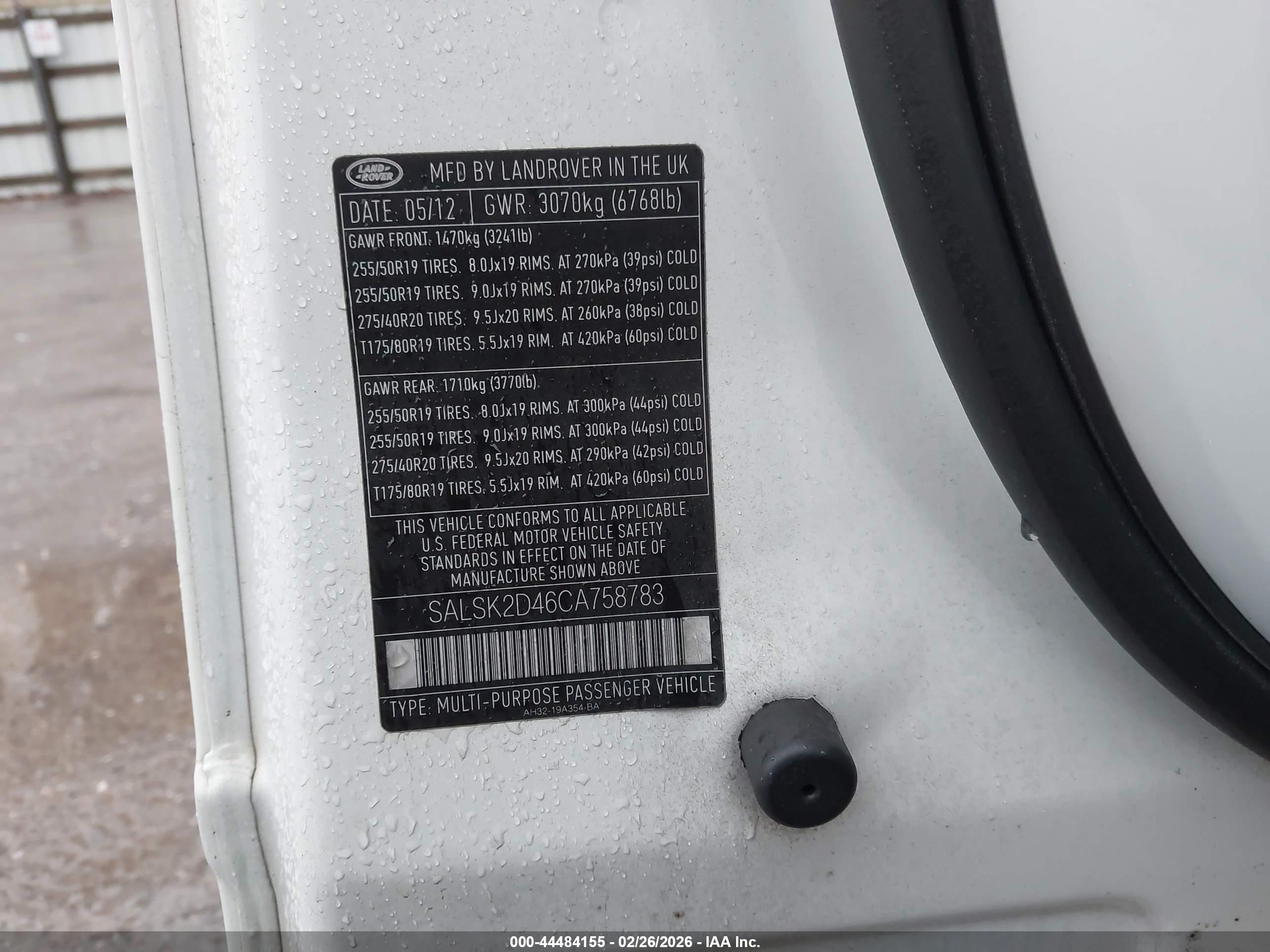 LAND ROVER image 9