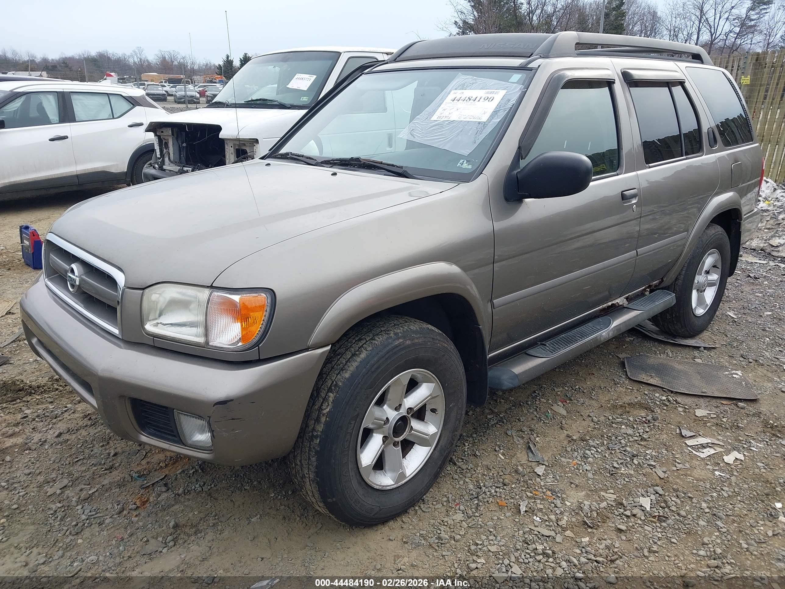 NISSAN PATHFINDER image 2