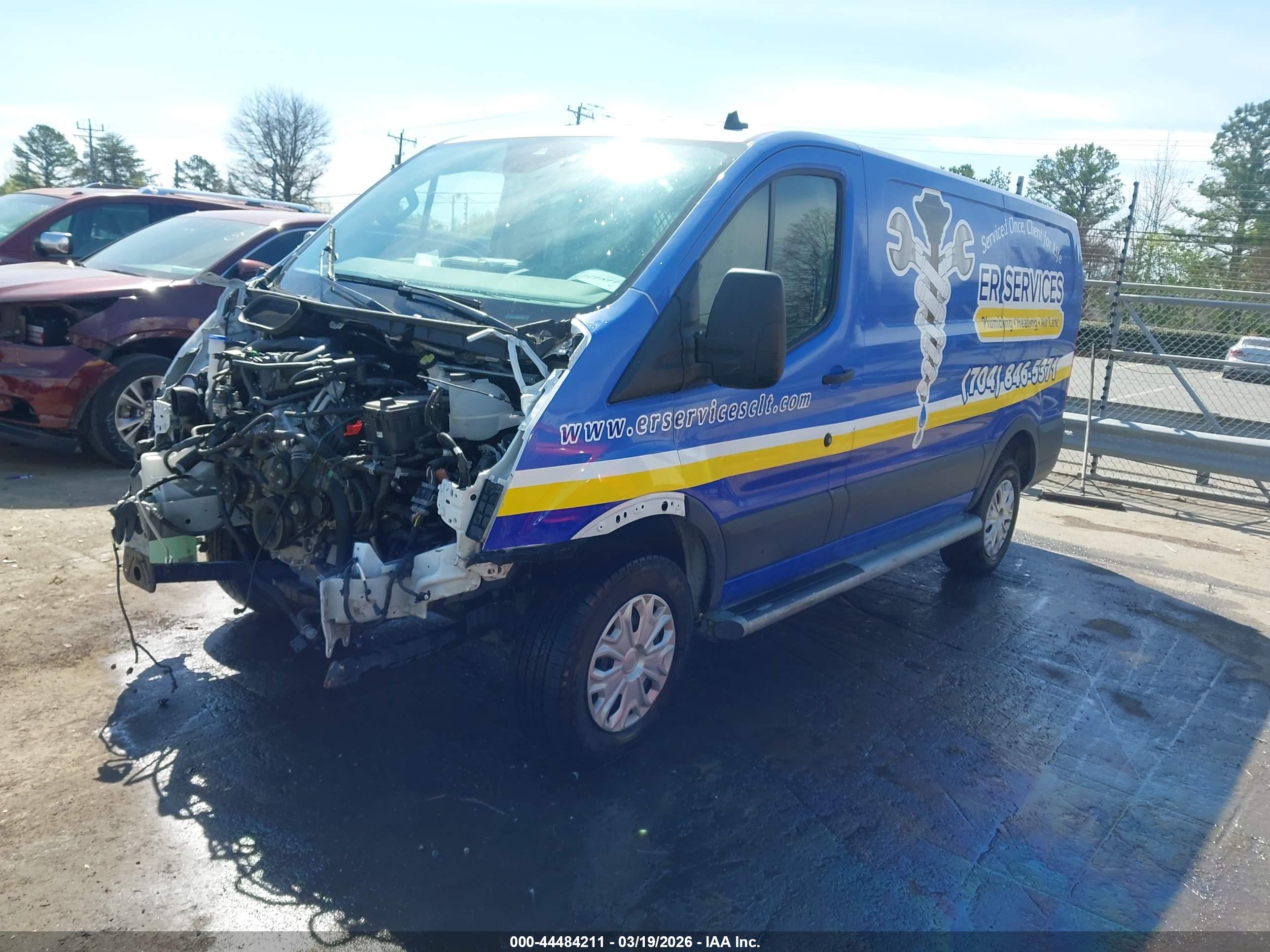 FORD TRANSIT-250 image 2
