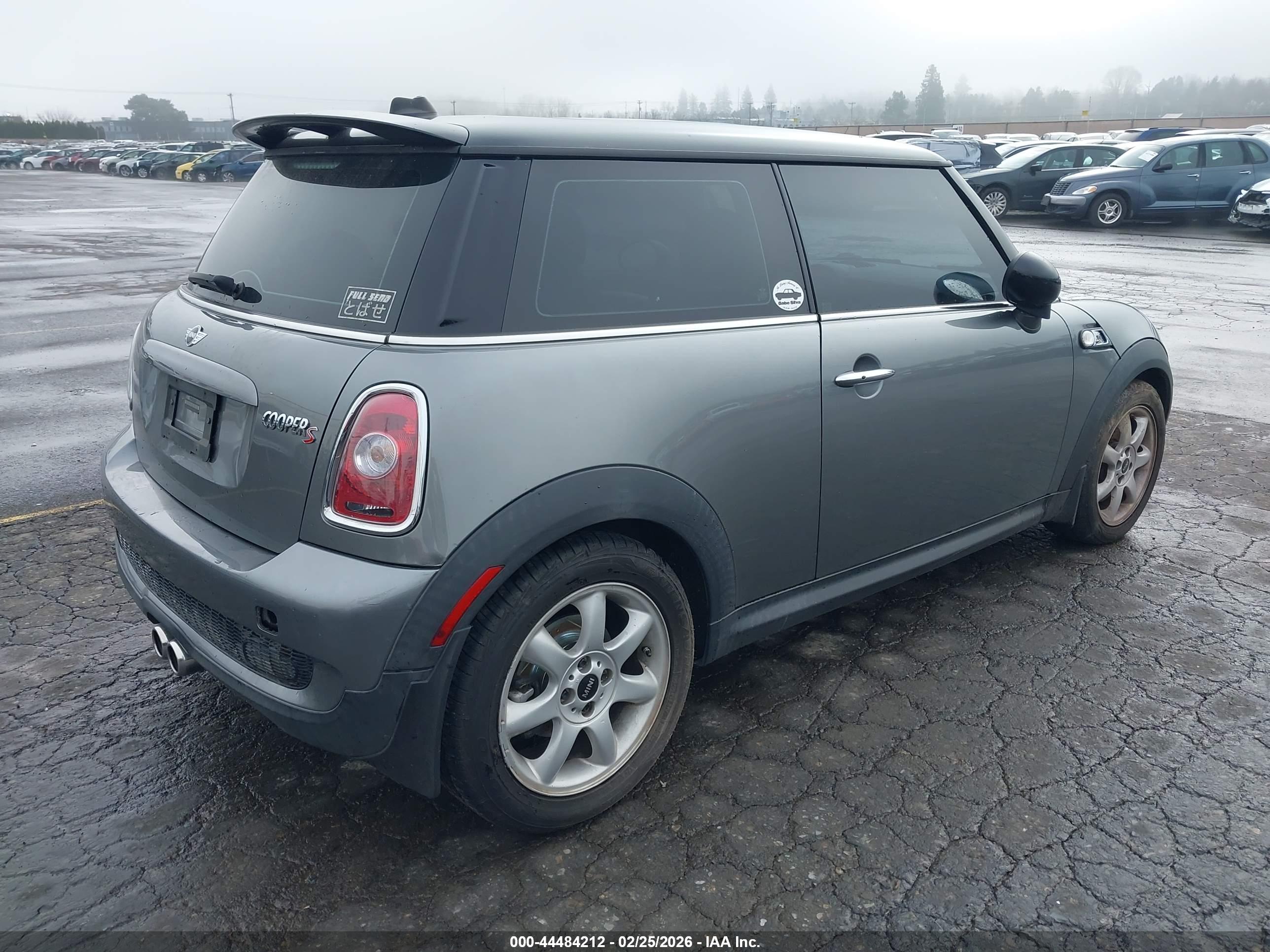MINI COOPER image 4