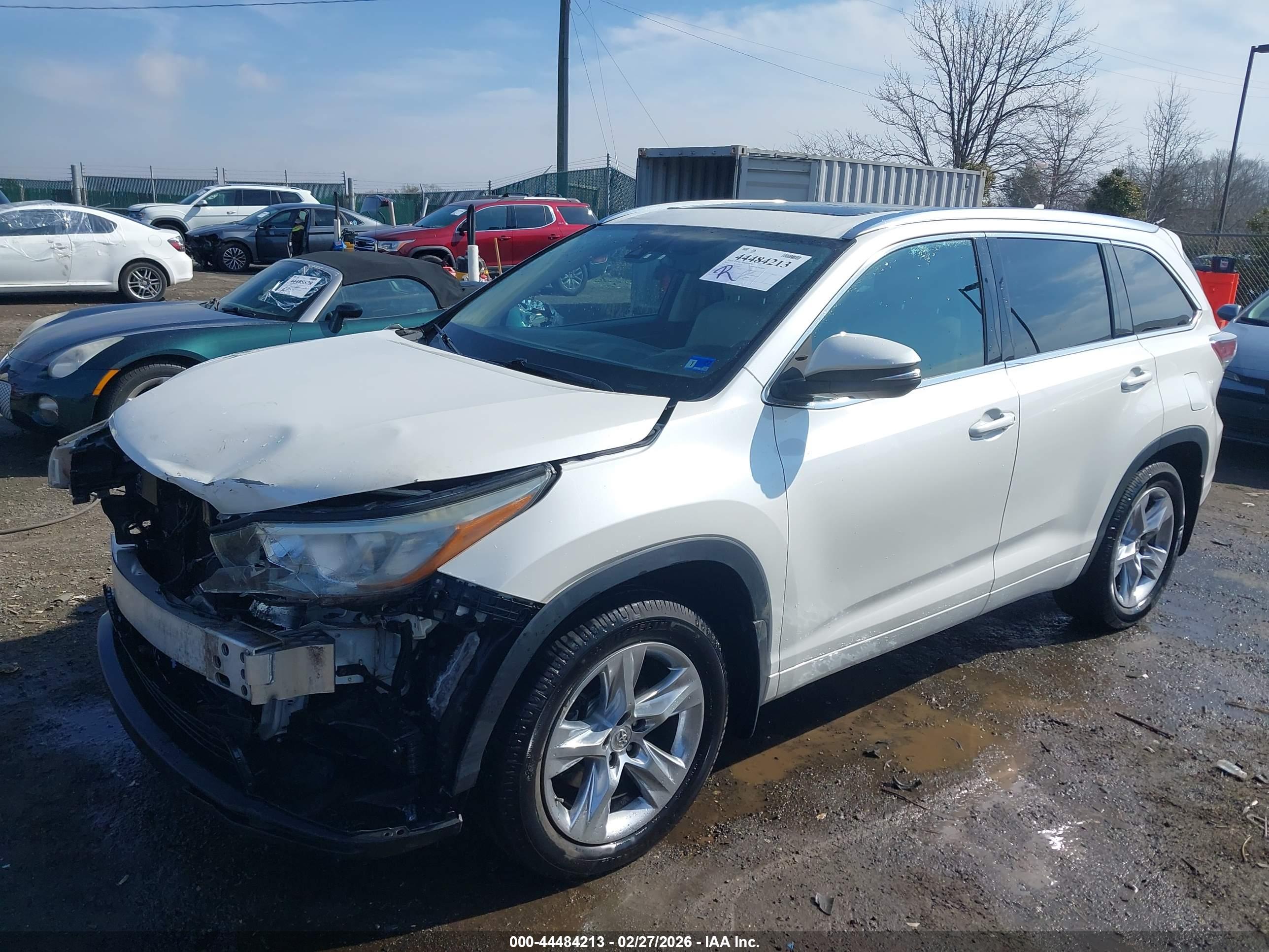 TOYOTA HIGHLANDER image 2