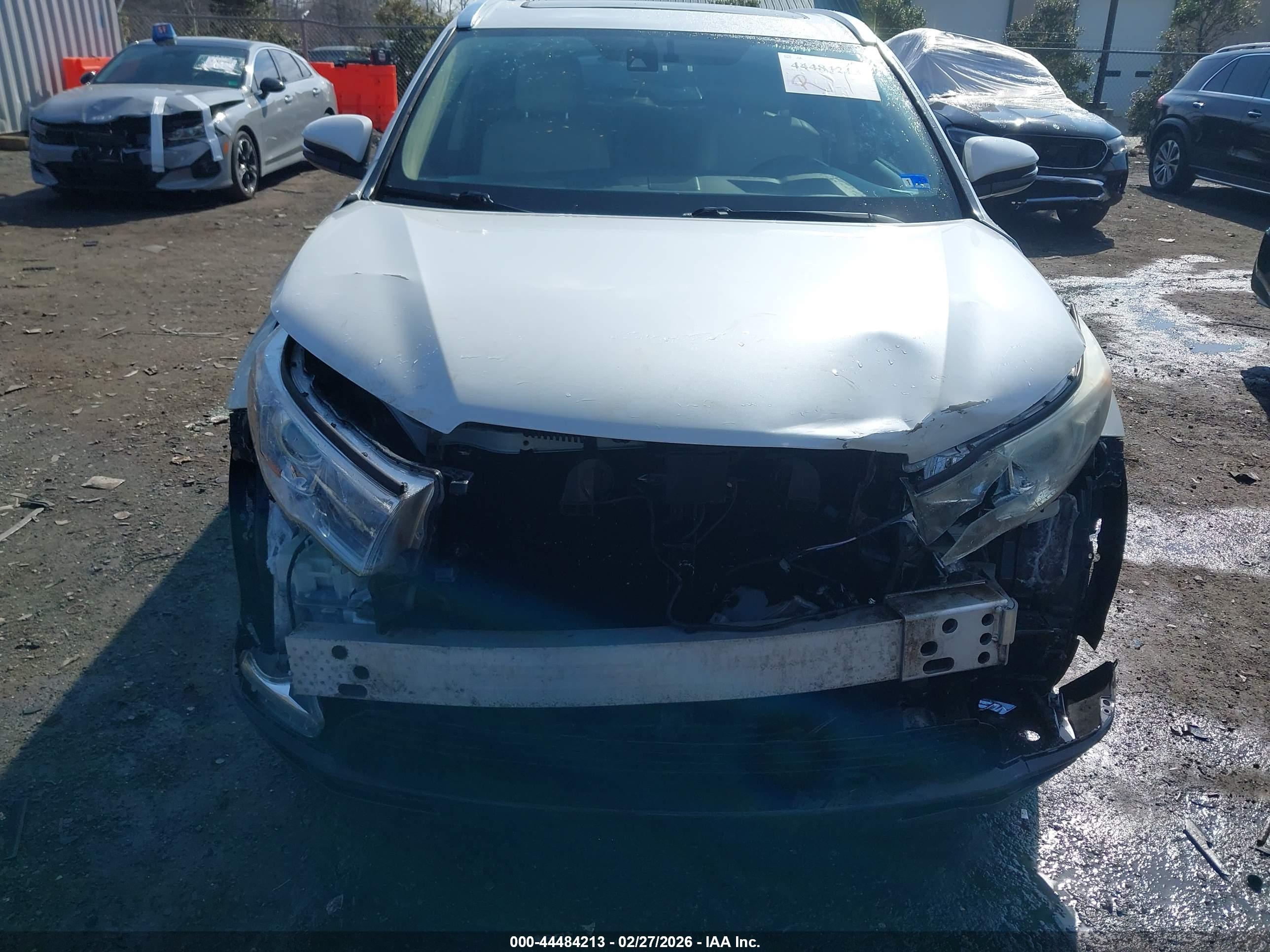 TOYOTA HIGHLANDER image 6