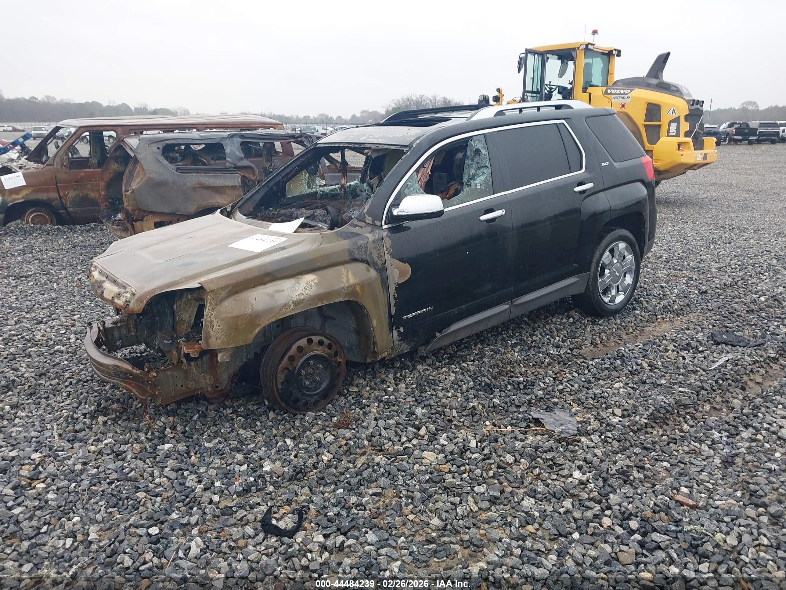 GMC TERRAIN image 2