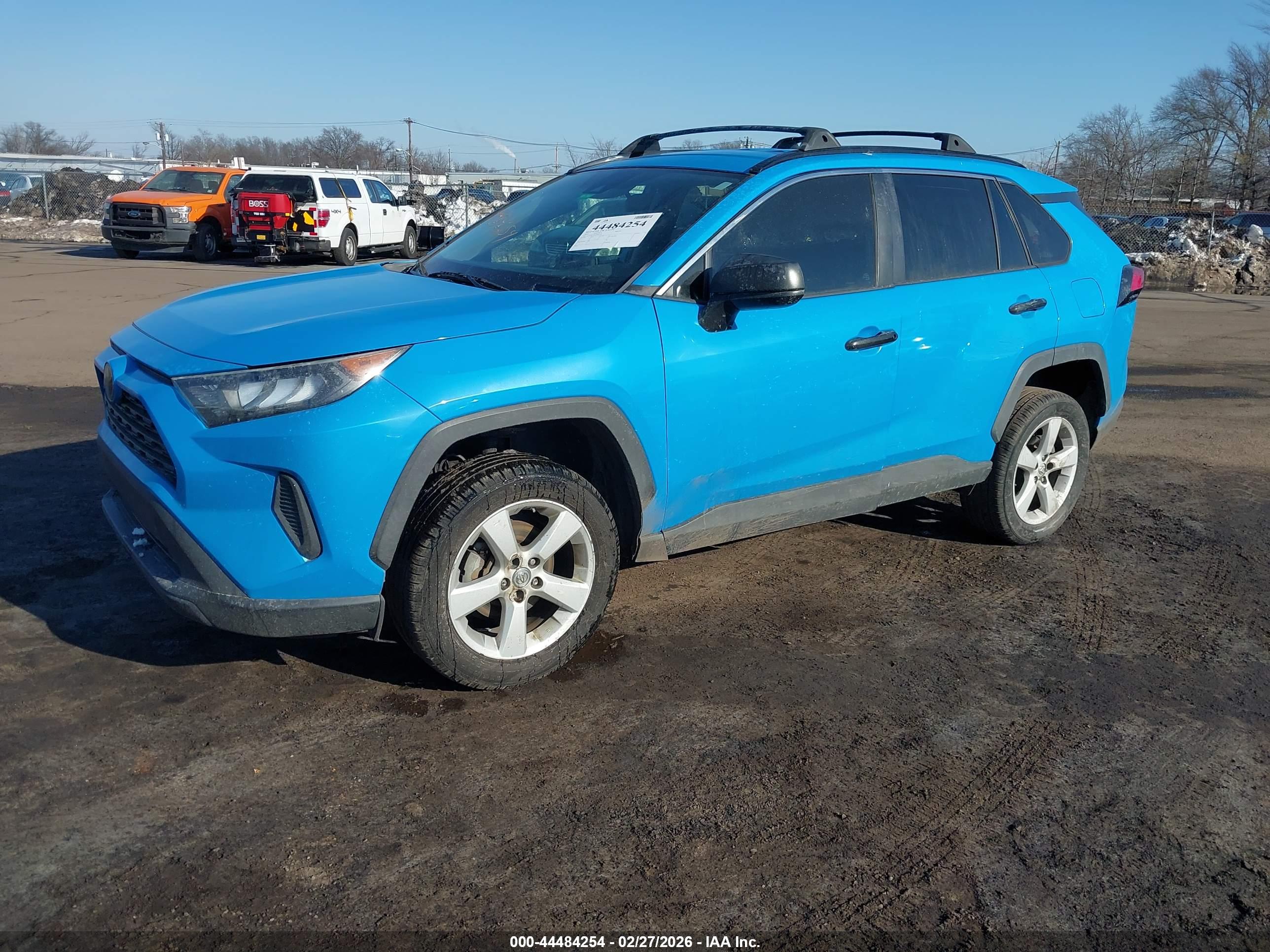 TOYOTA RAV4 image 2