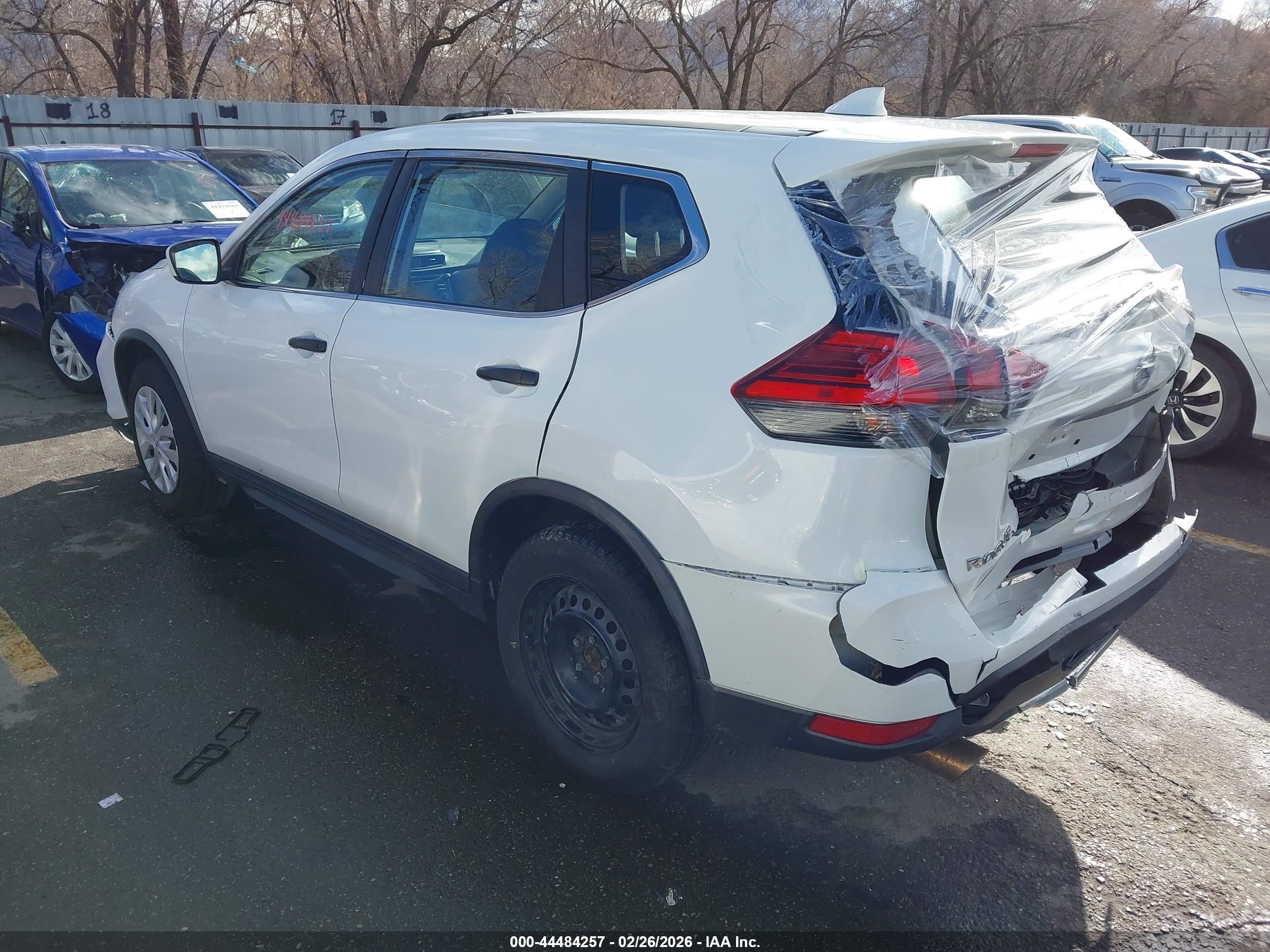 NISSAN ROGUE image 3