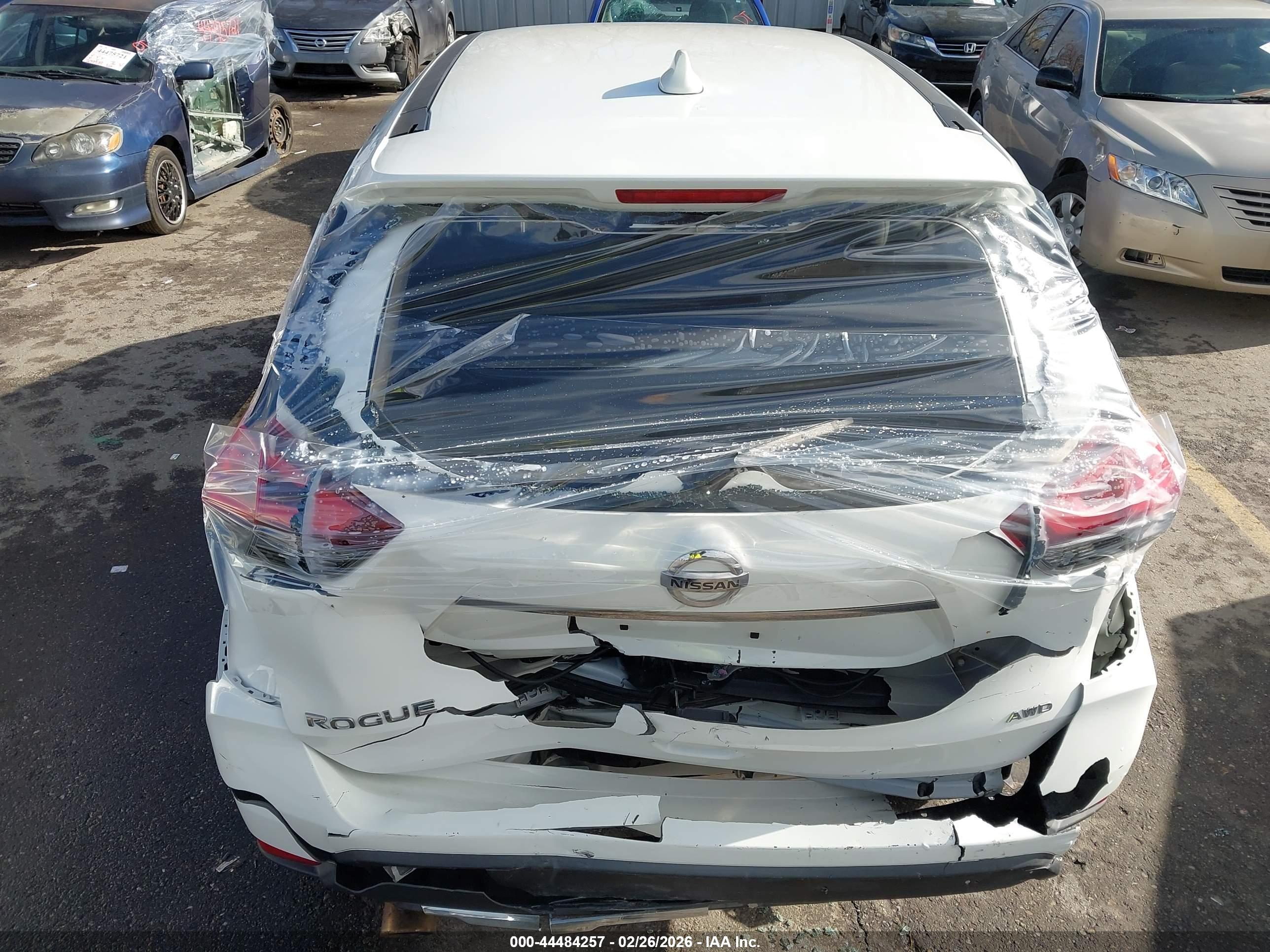 NISSAN ROGUE image 6
