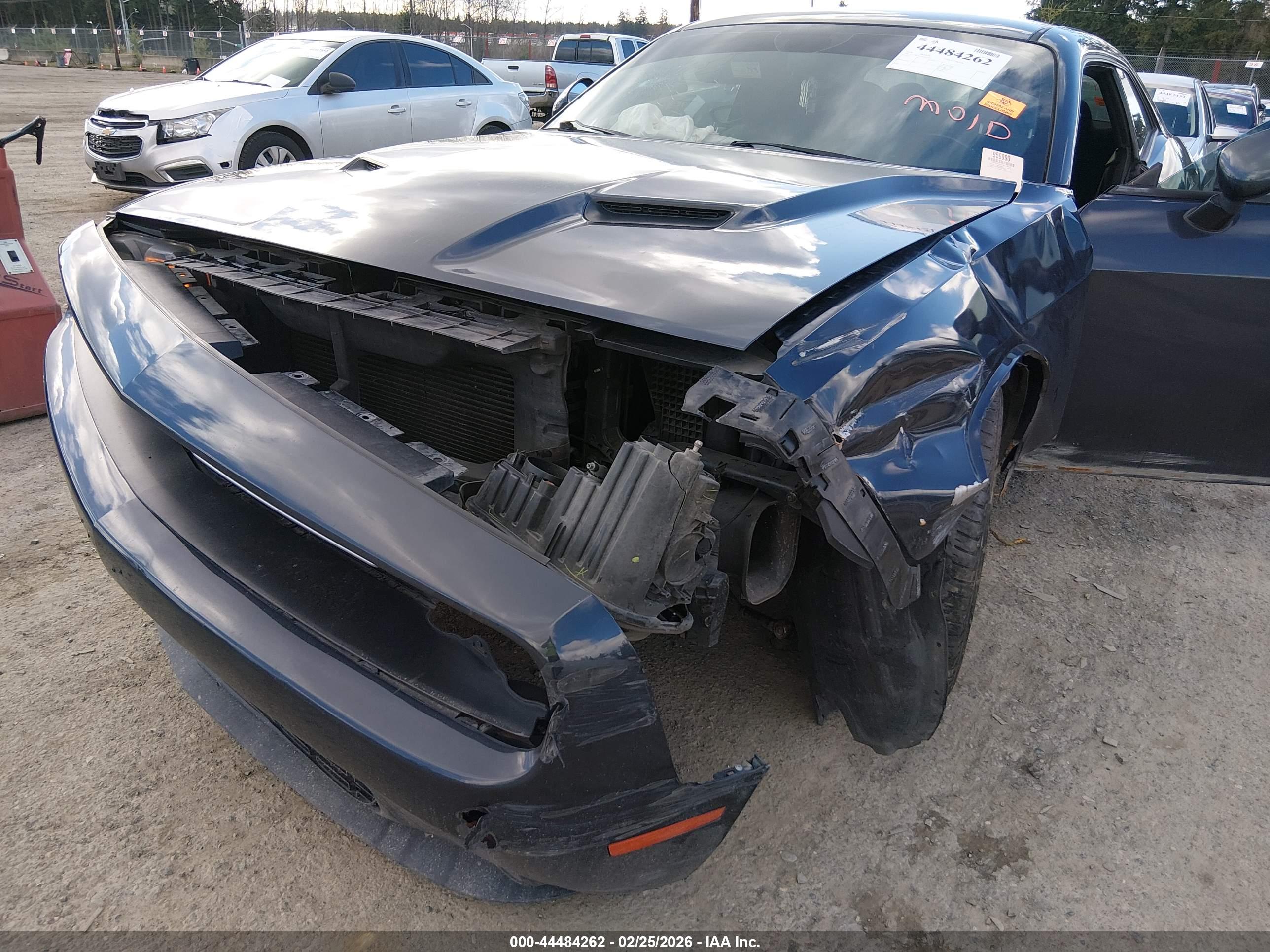 DODGE CHALLENGER image 6