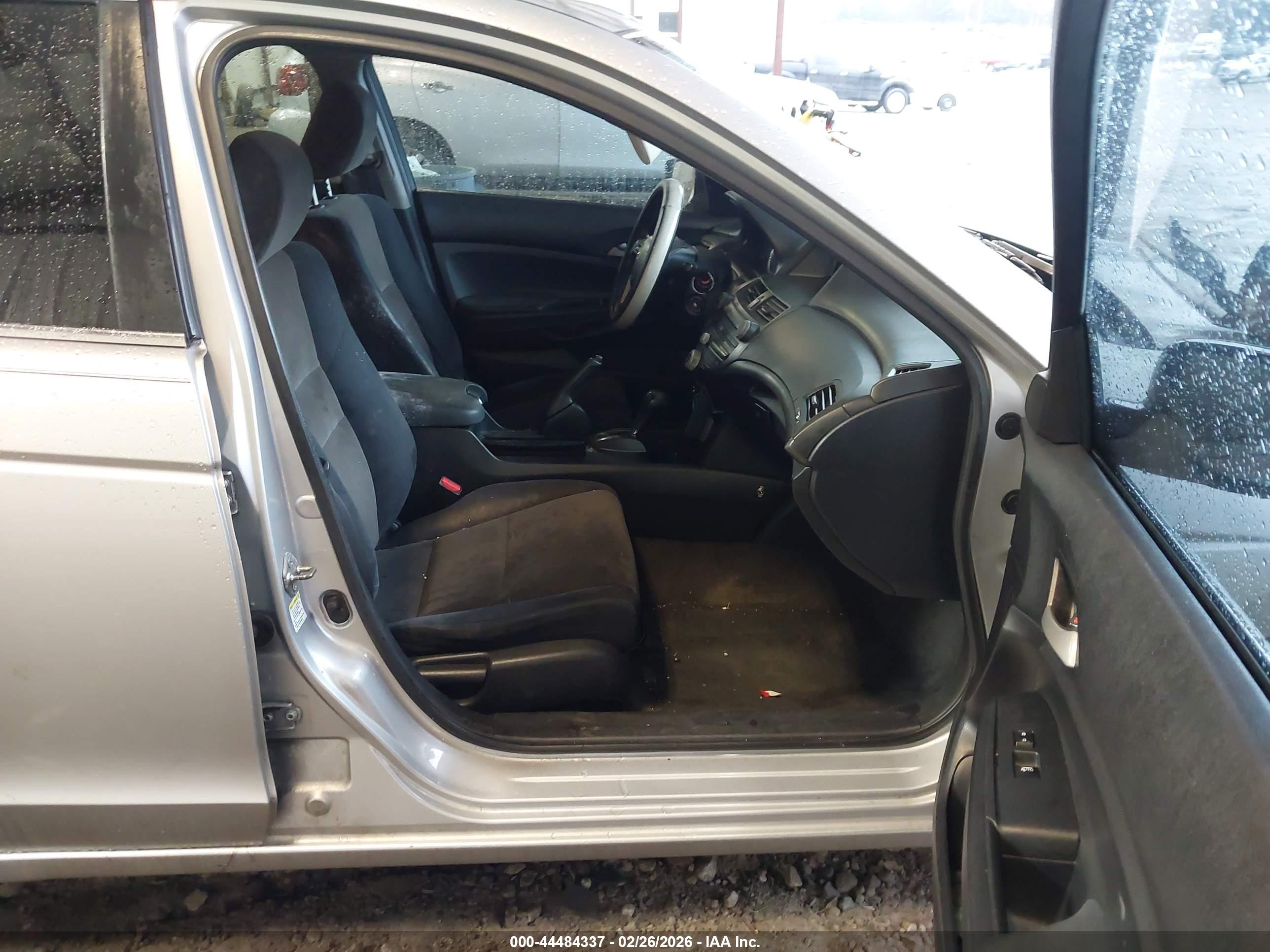 HONDA ACCORD image 5