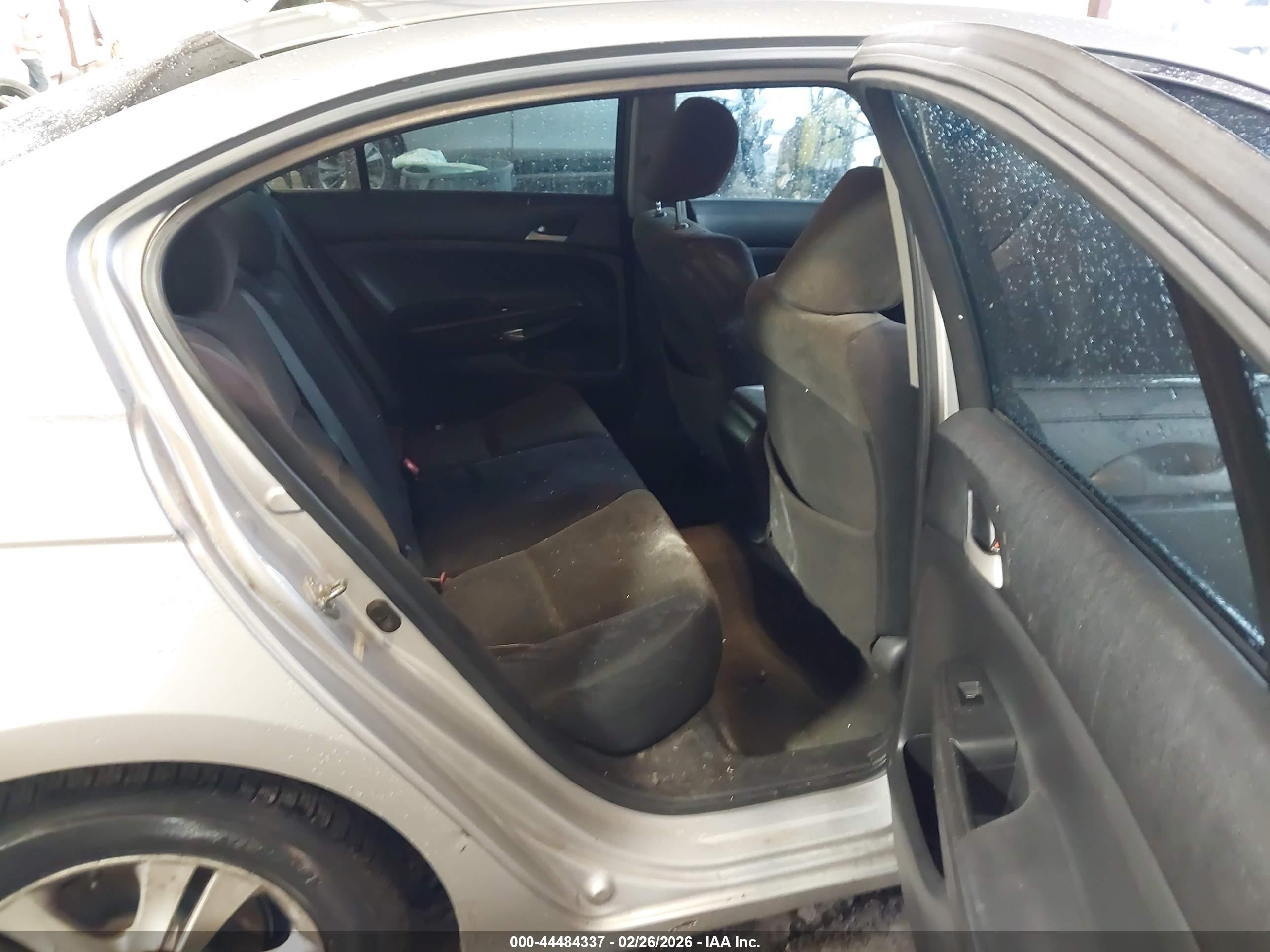 HONDA ACCORD image 8