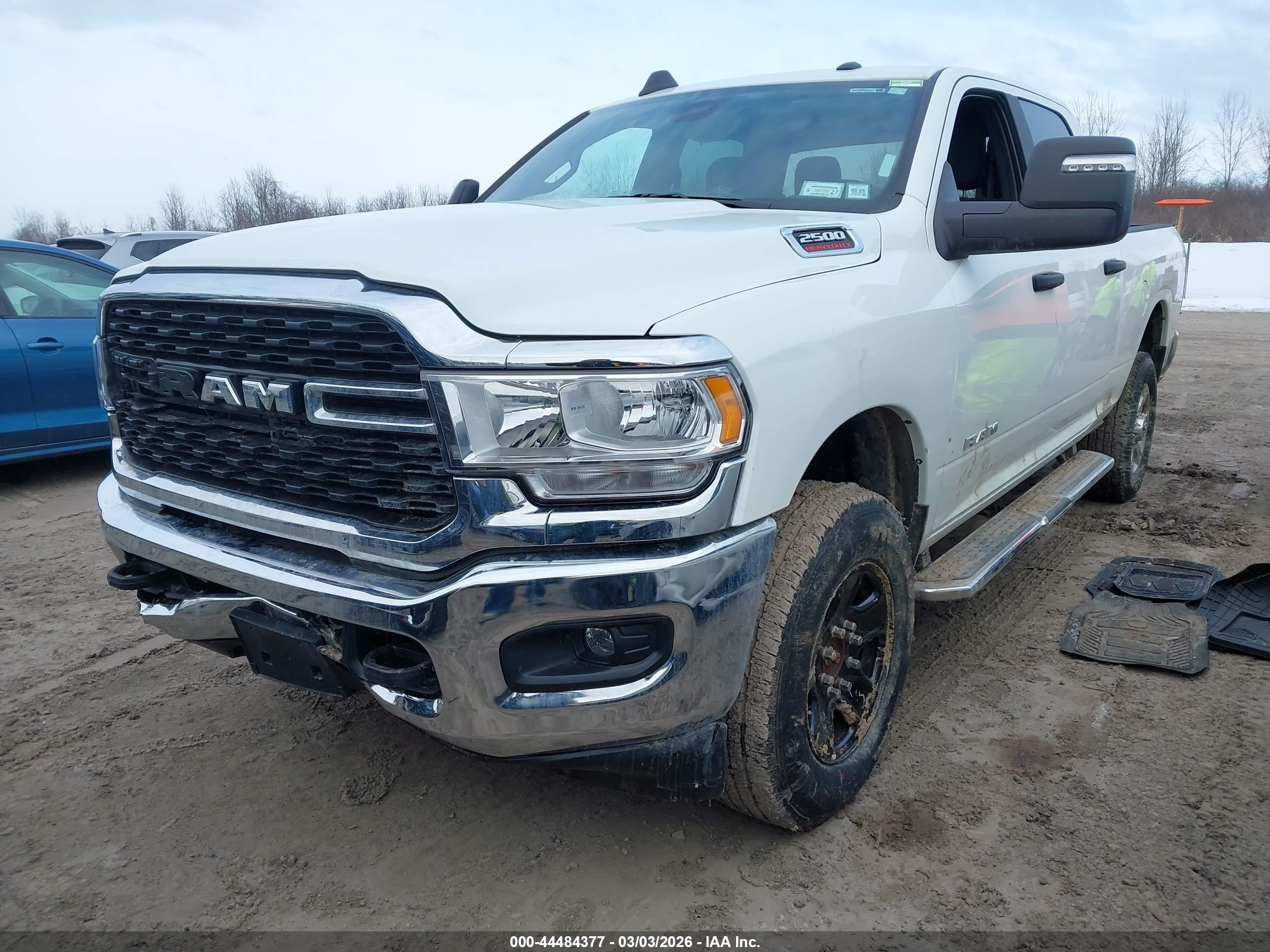 RAM 2500 image 2