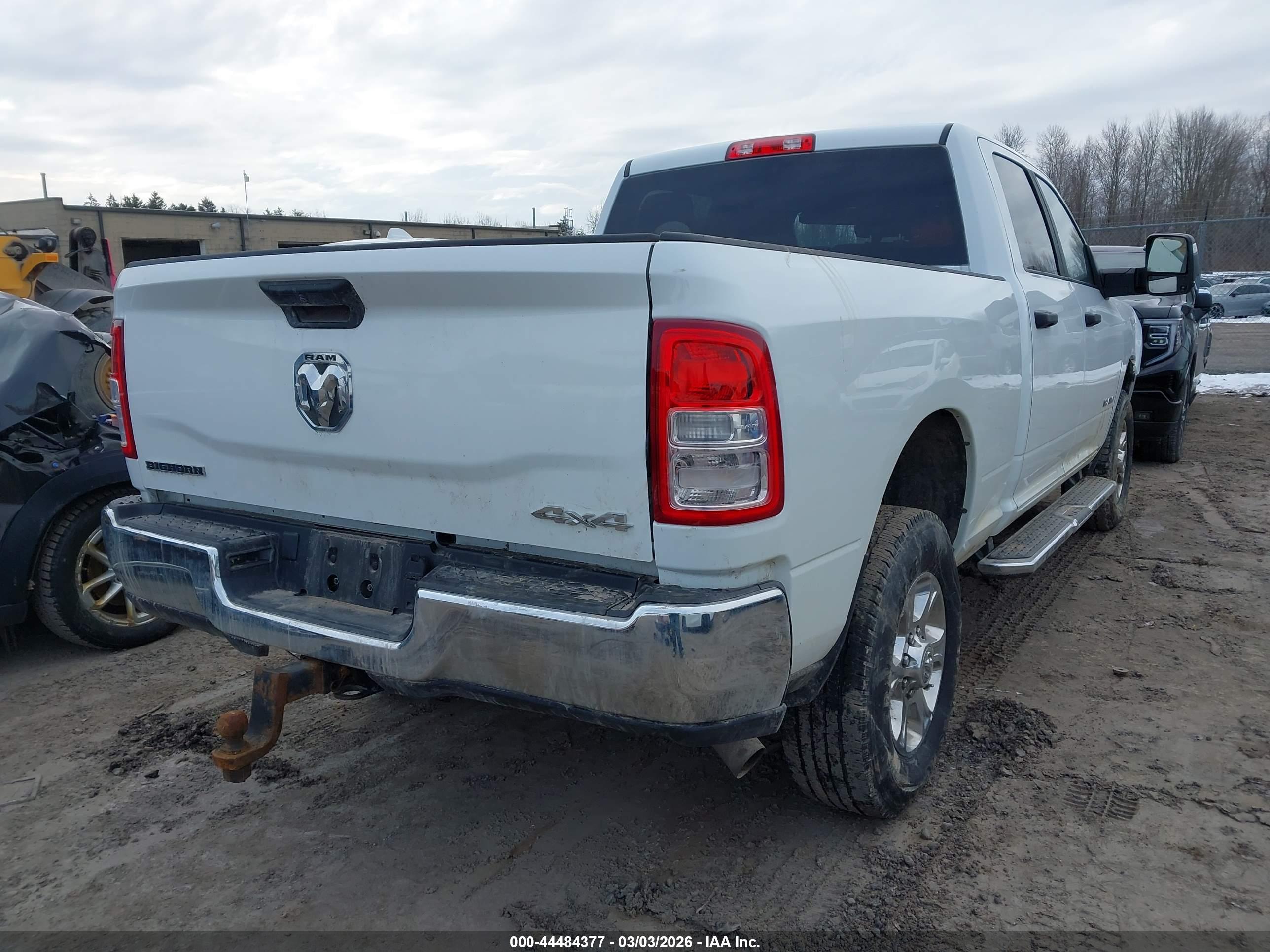 RAM 2500 image 4