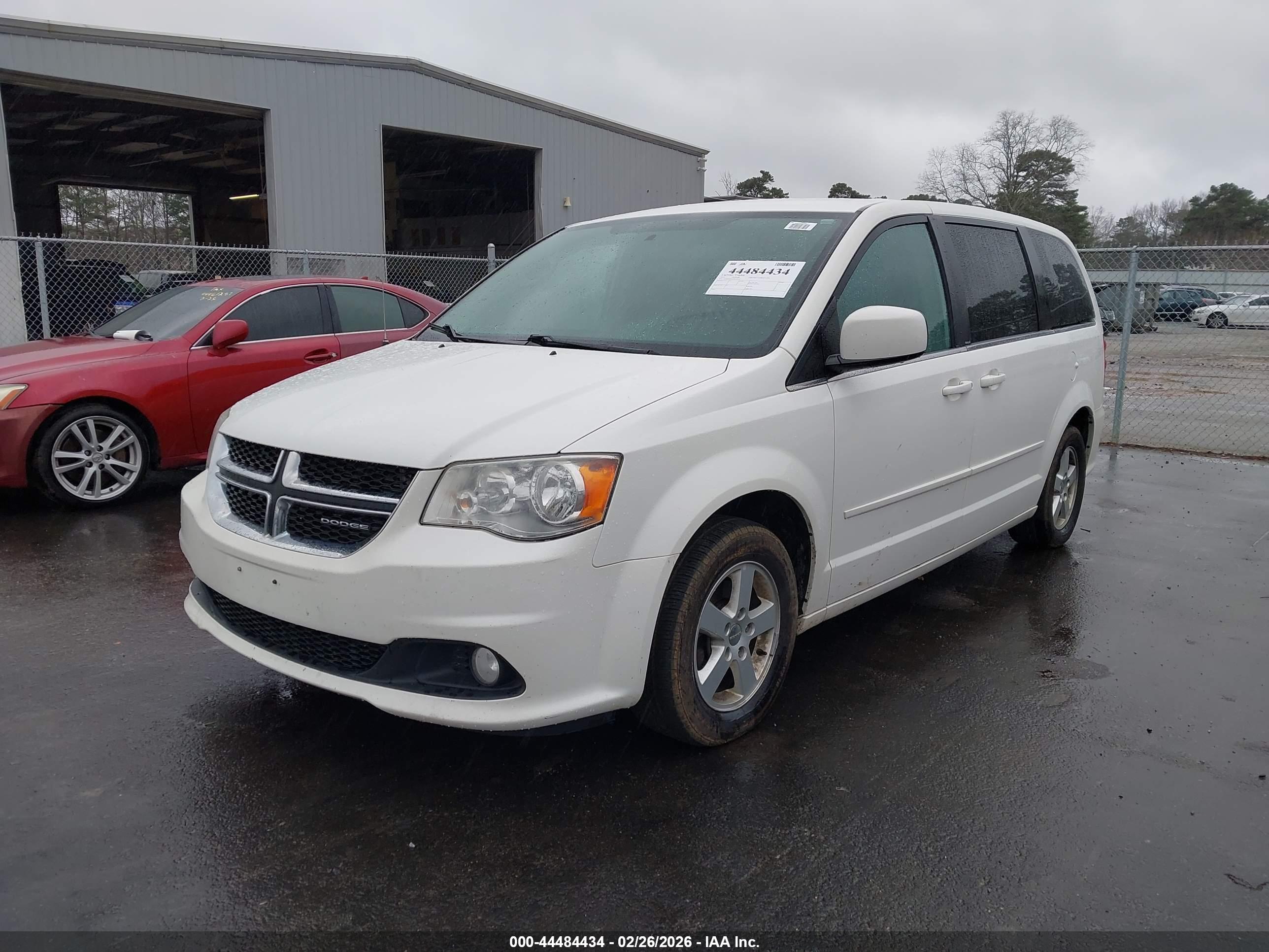 DODGE GRAND image 2