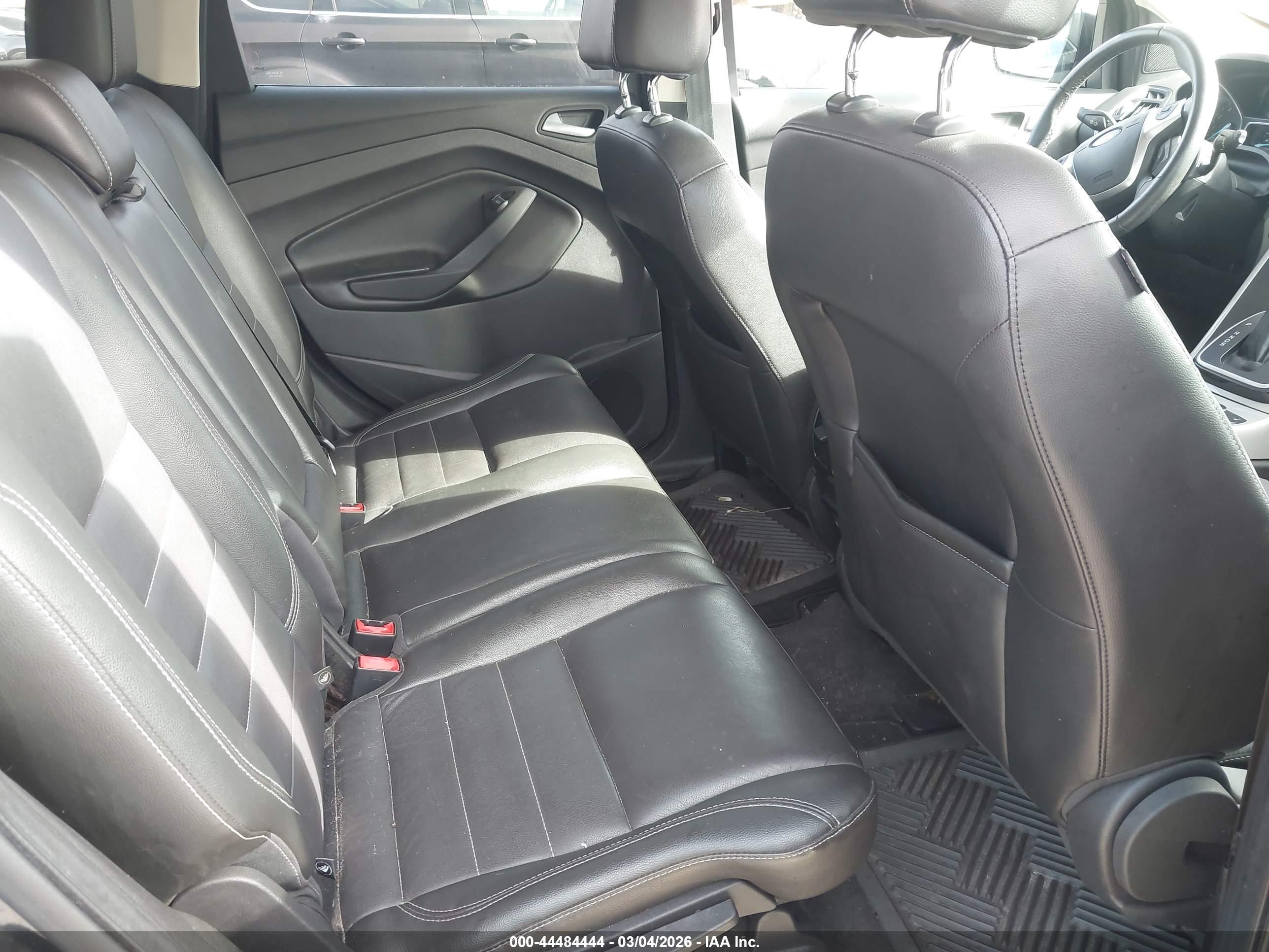 FORD ESCAPE image 8