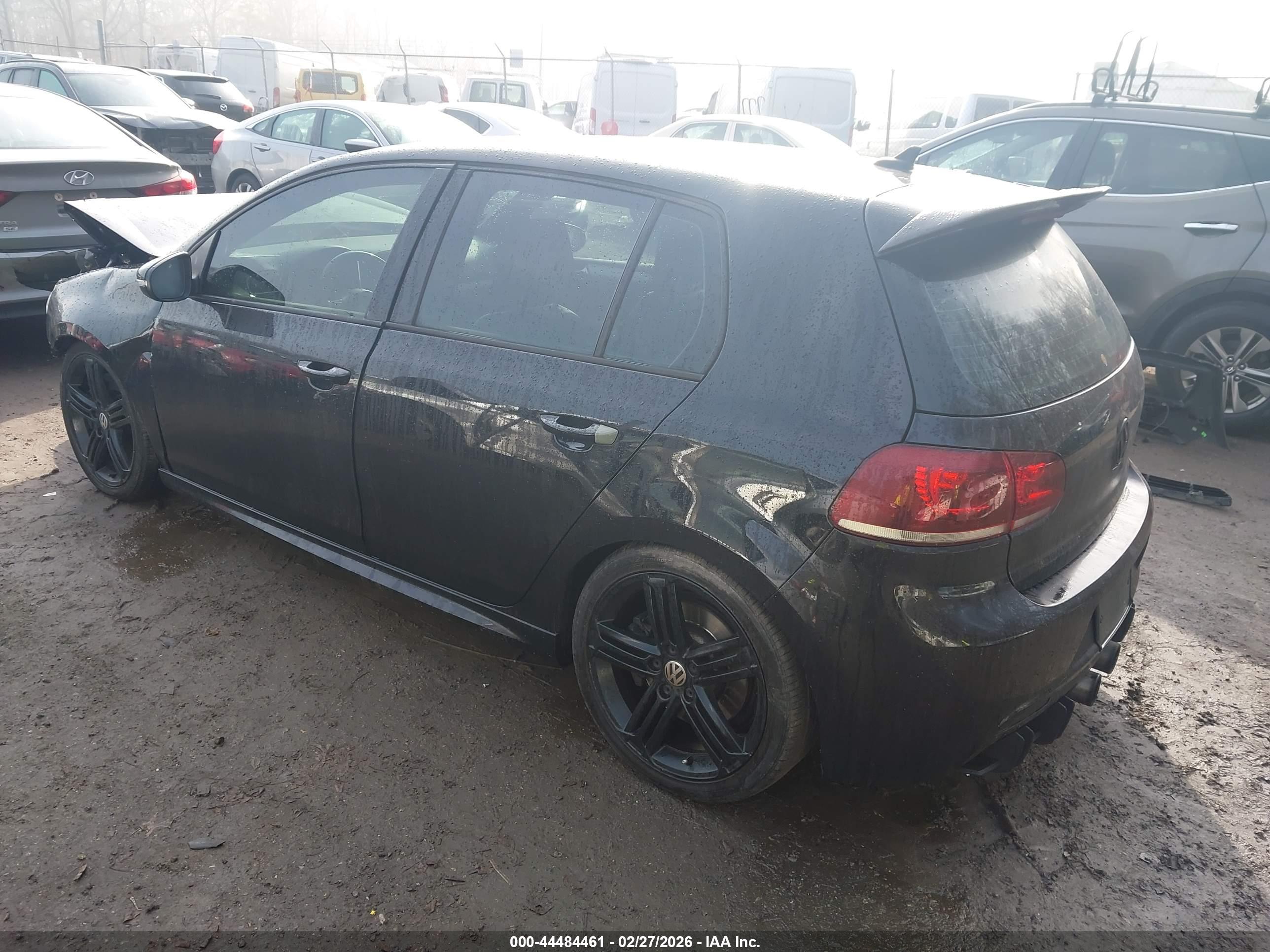 VOLKSWAGEN GOLF image 3