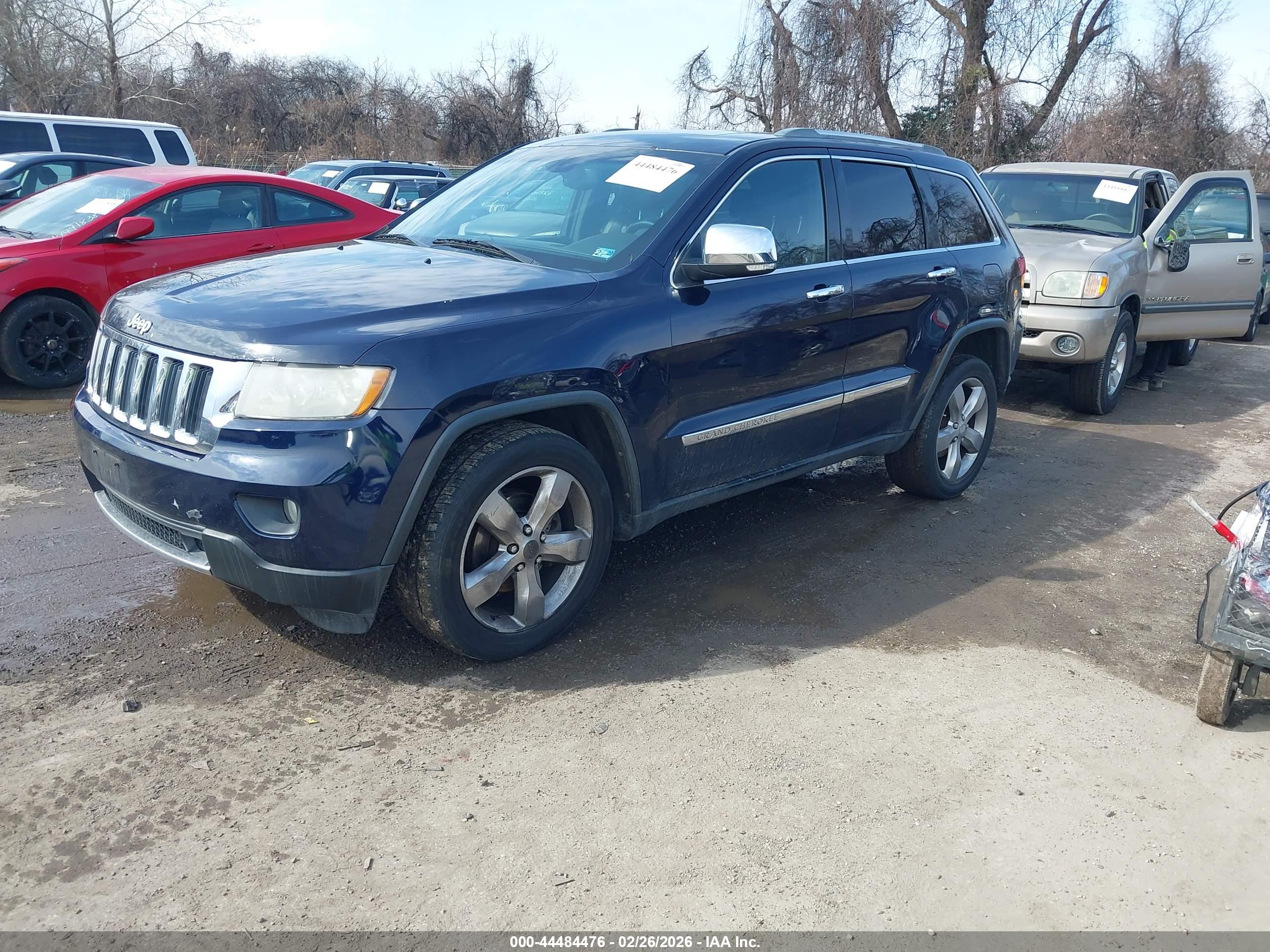 JEEP GRAND image 2