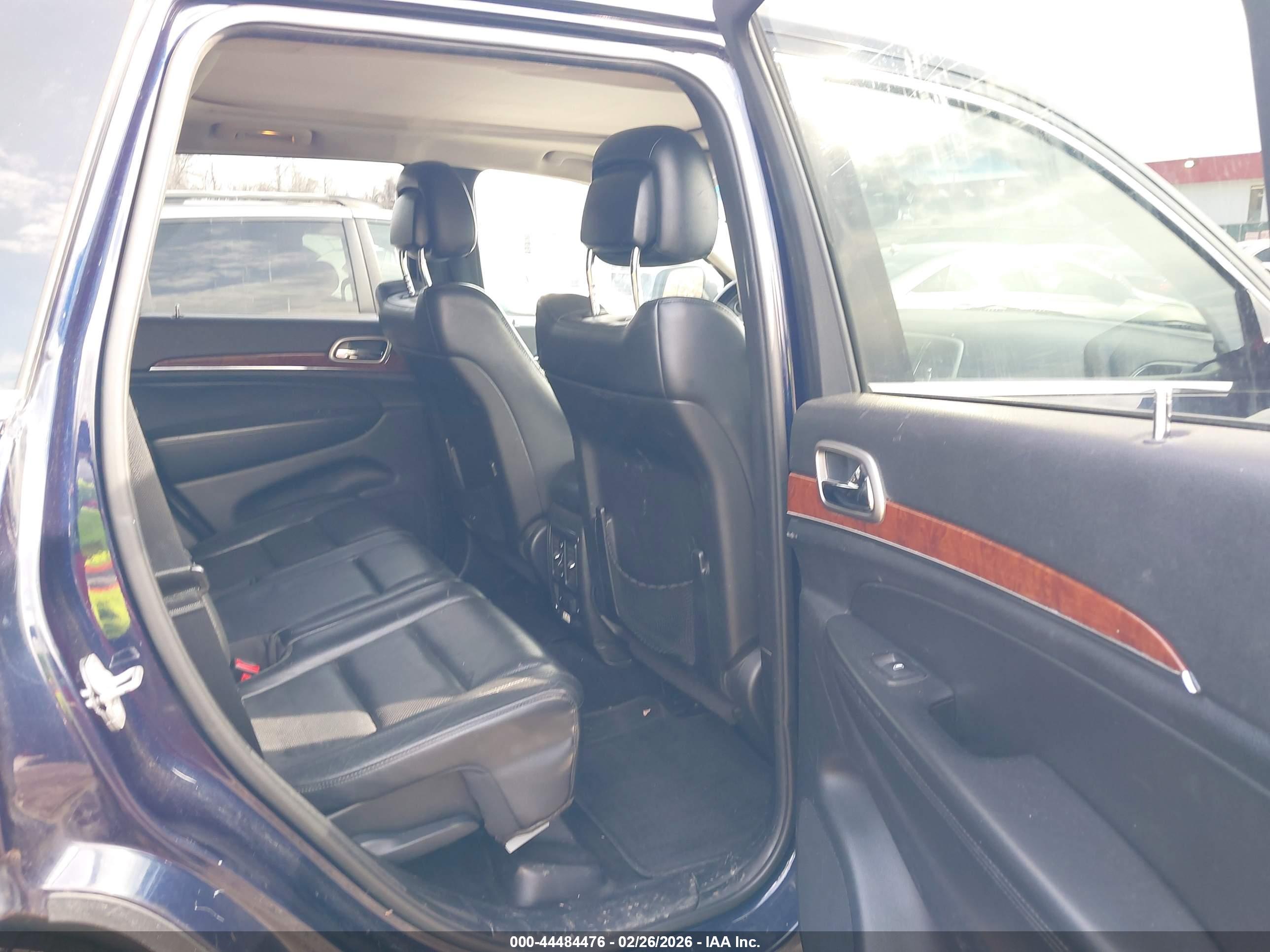 JEEP GRAND image 8