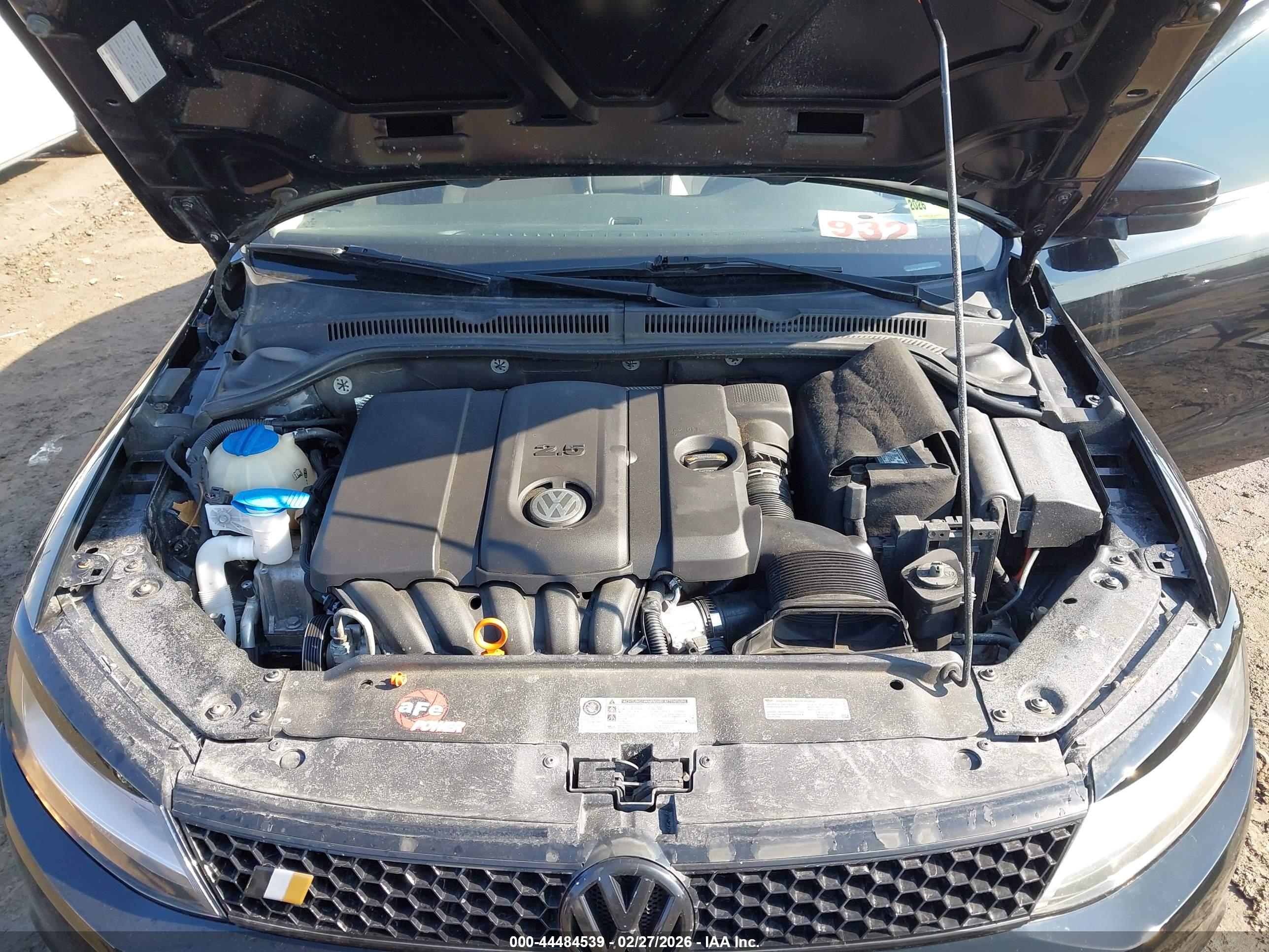 VOLKSWAGEN JETTA image 10