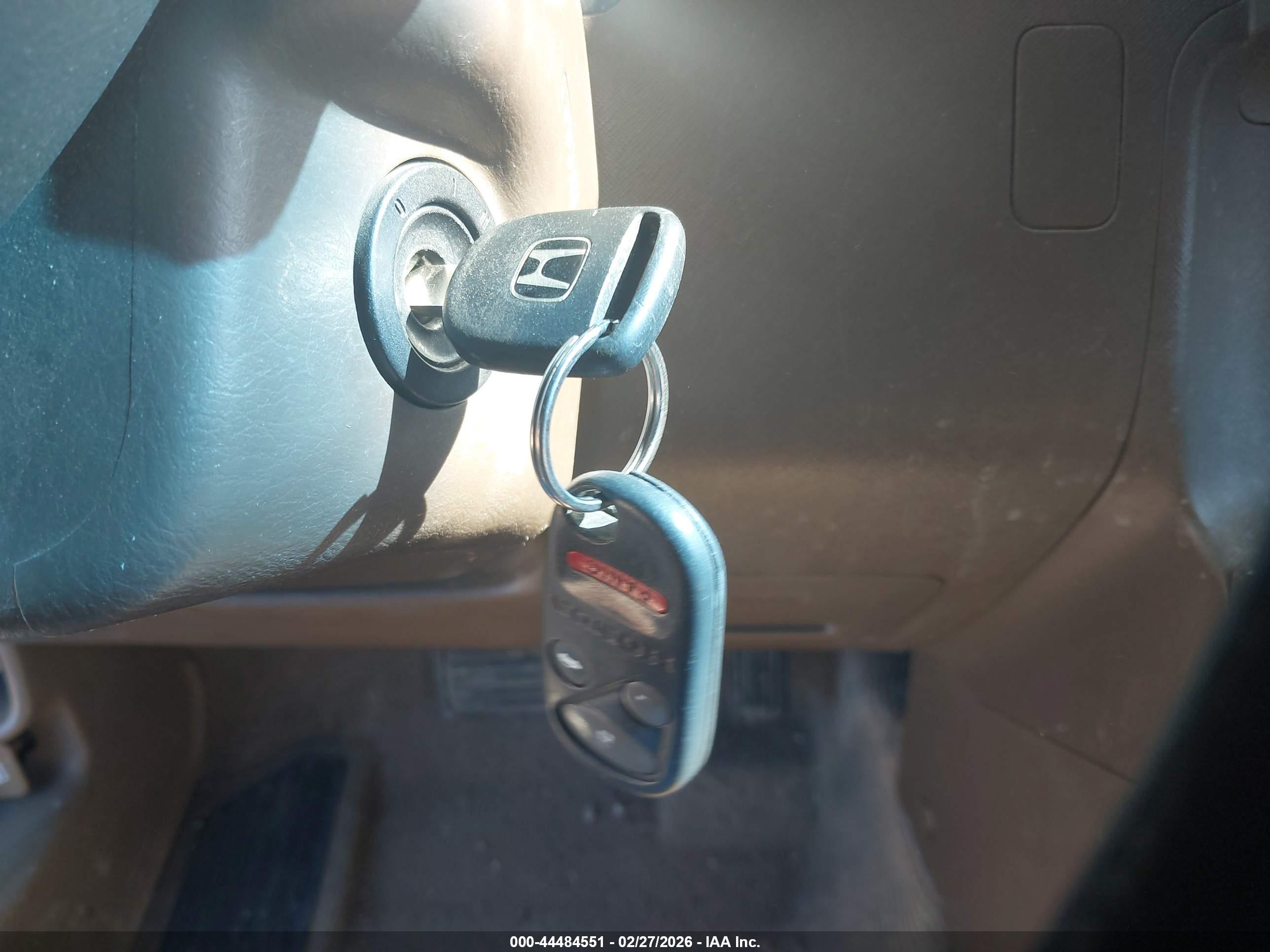 HONDA CR-V image 11