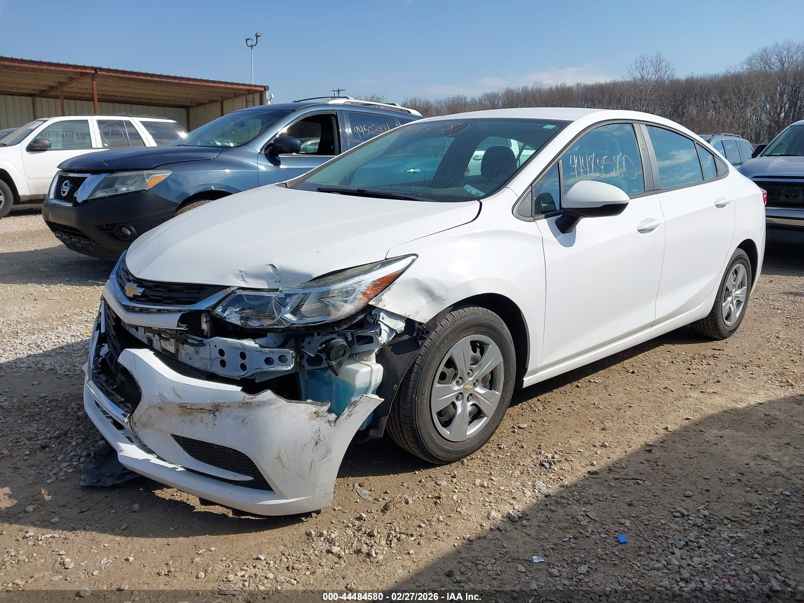 CHEVROLET CRUZE image 2