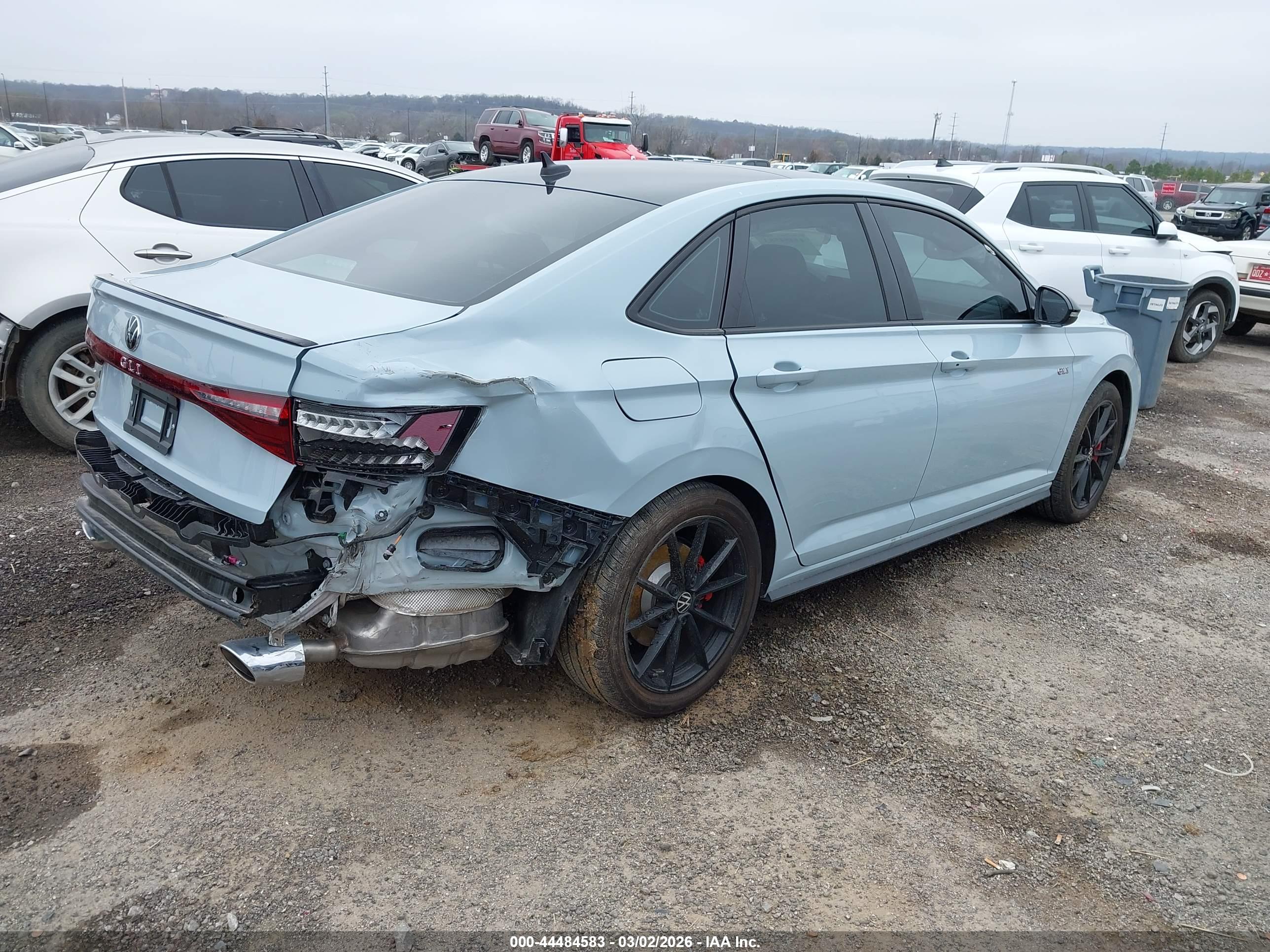 VOLKSWAGEN JETTA image 4