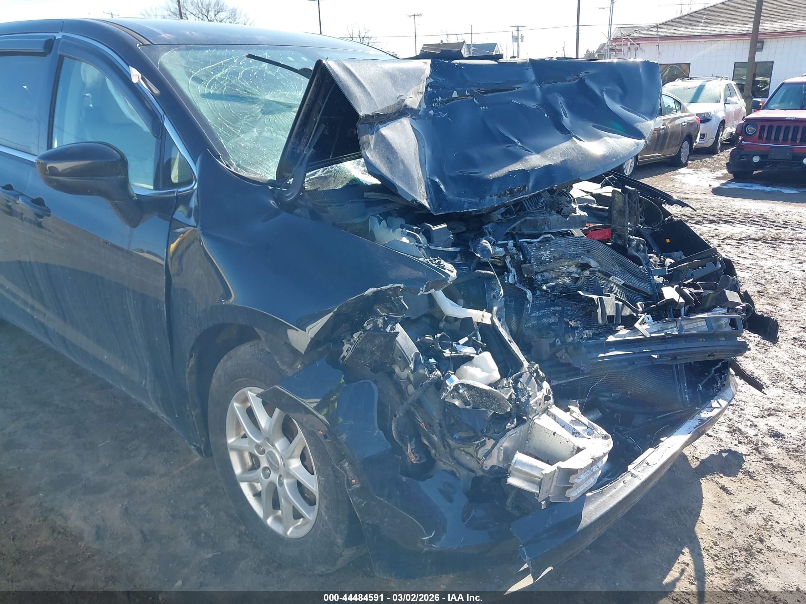 CHRYSLER PACIFICA image 6