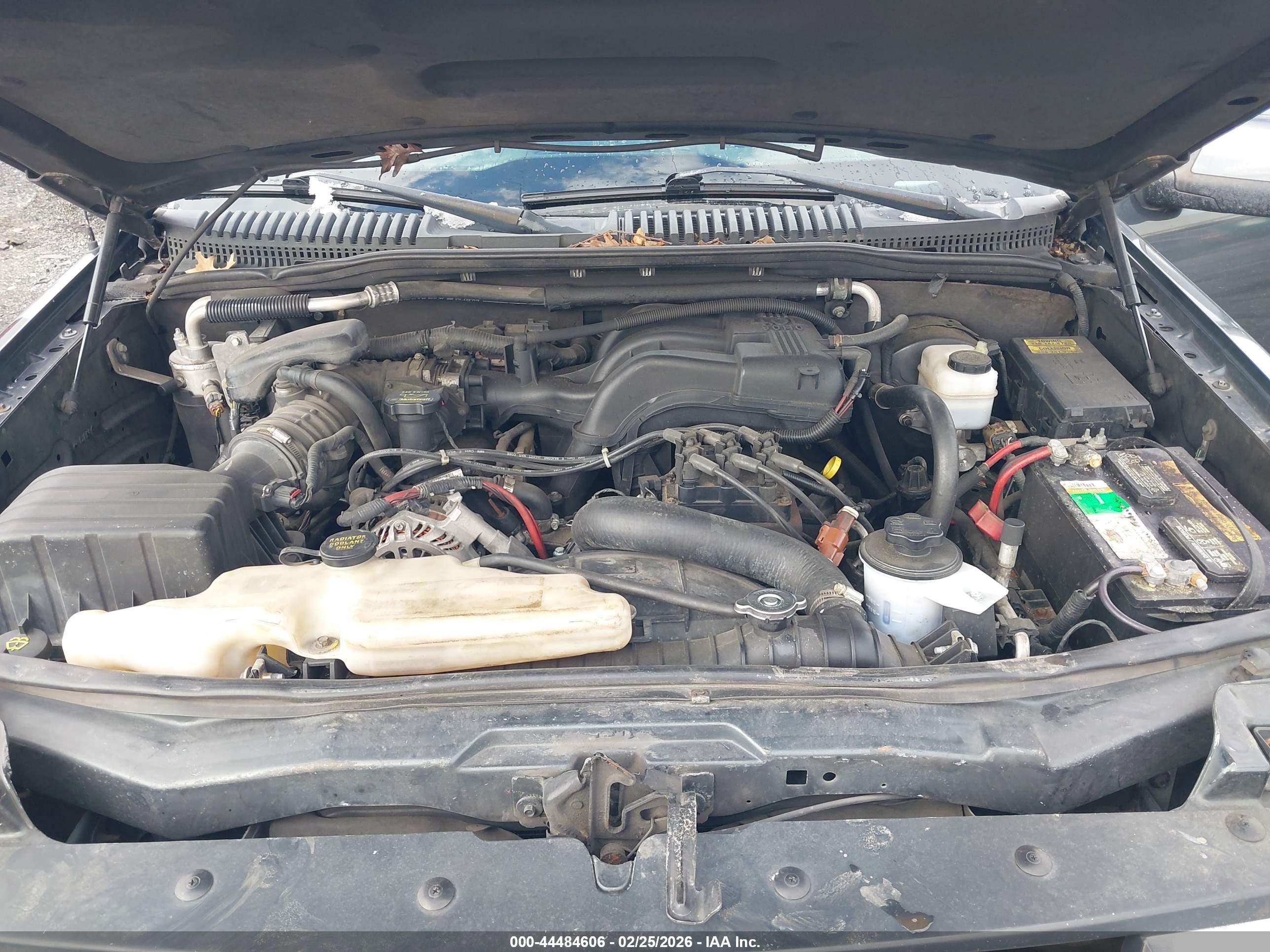 FORD EXPLORER image 10