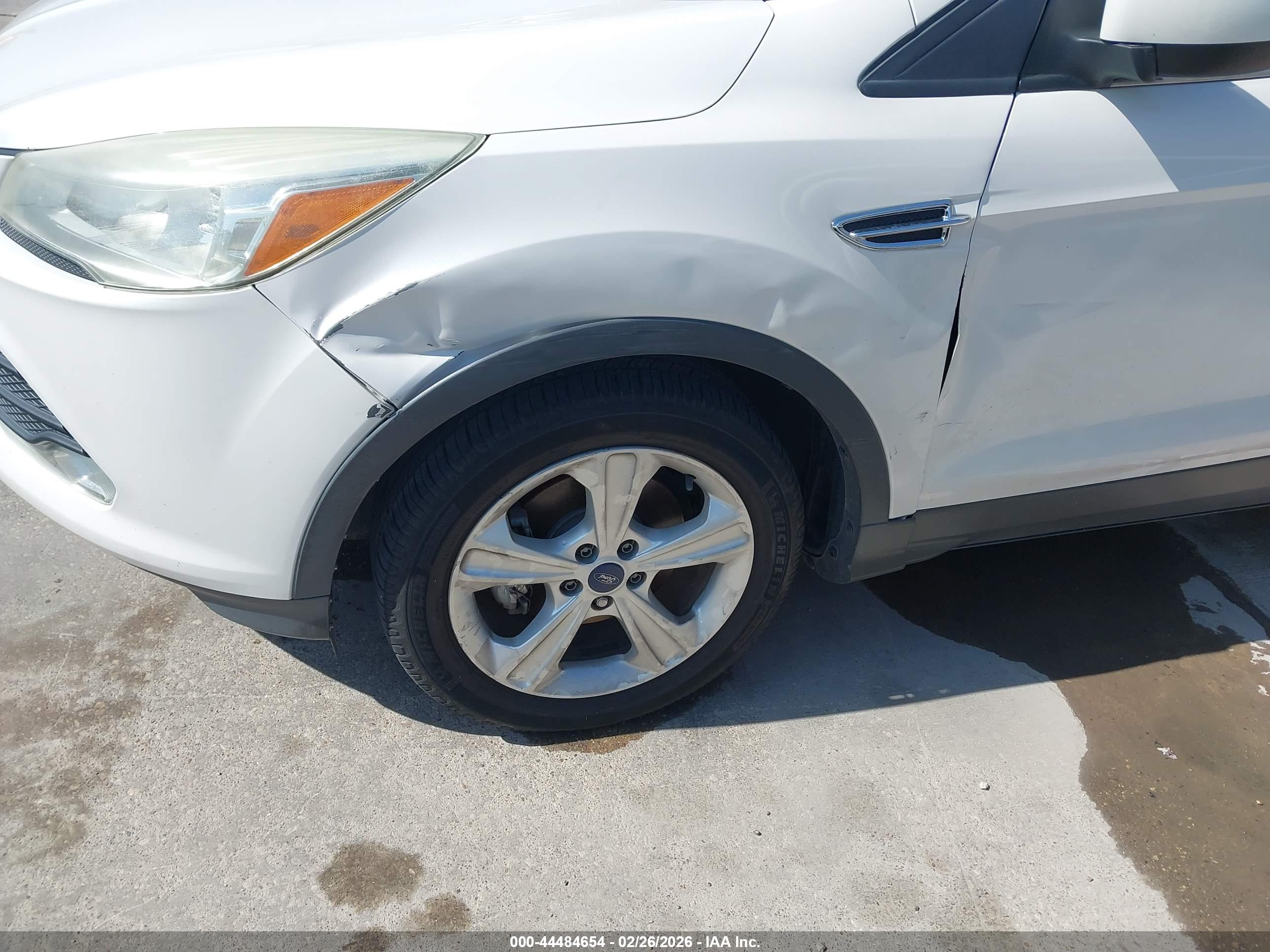 FORD ESCAPE image 6