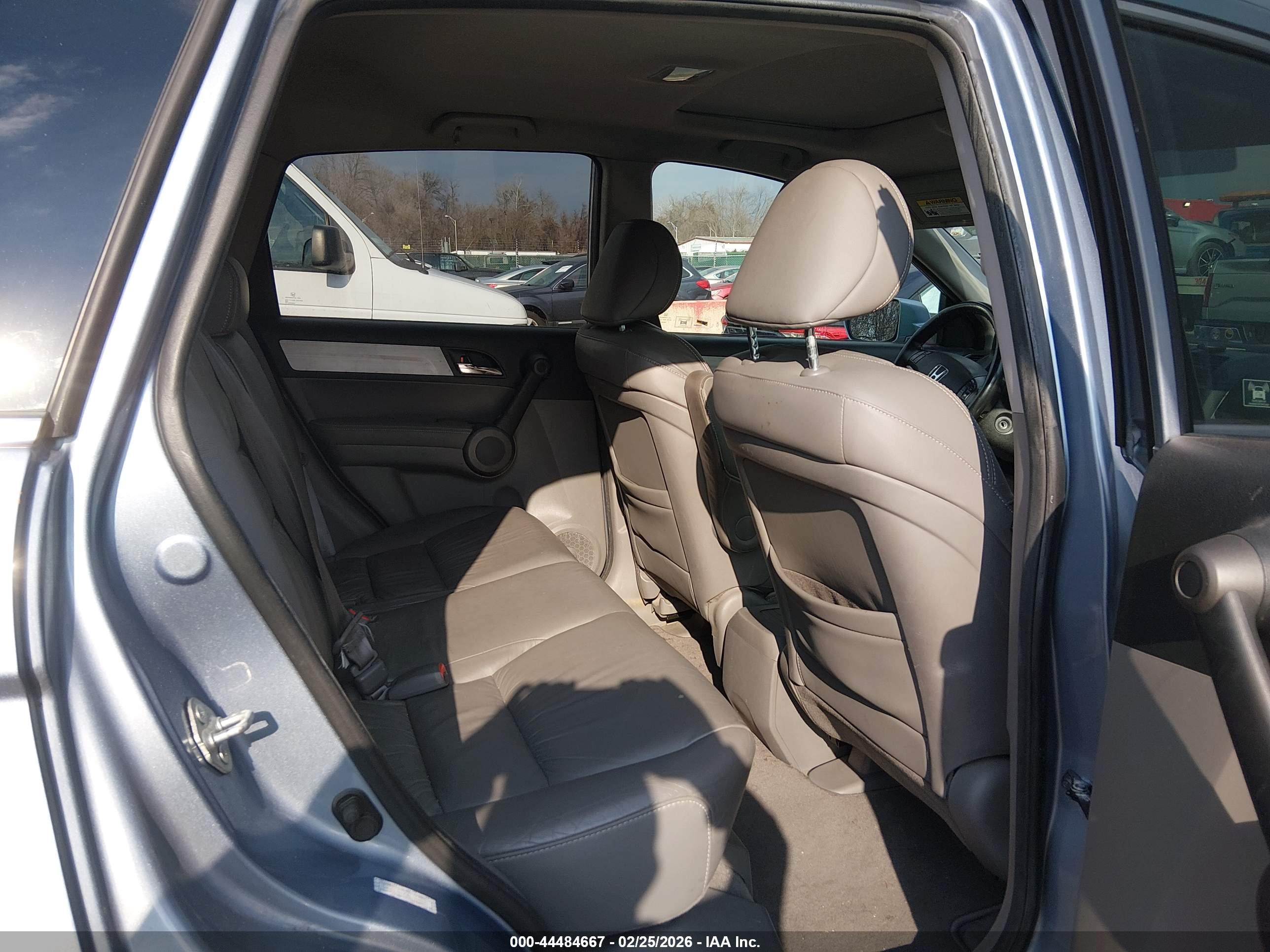 HONDA CR-V image 8