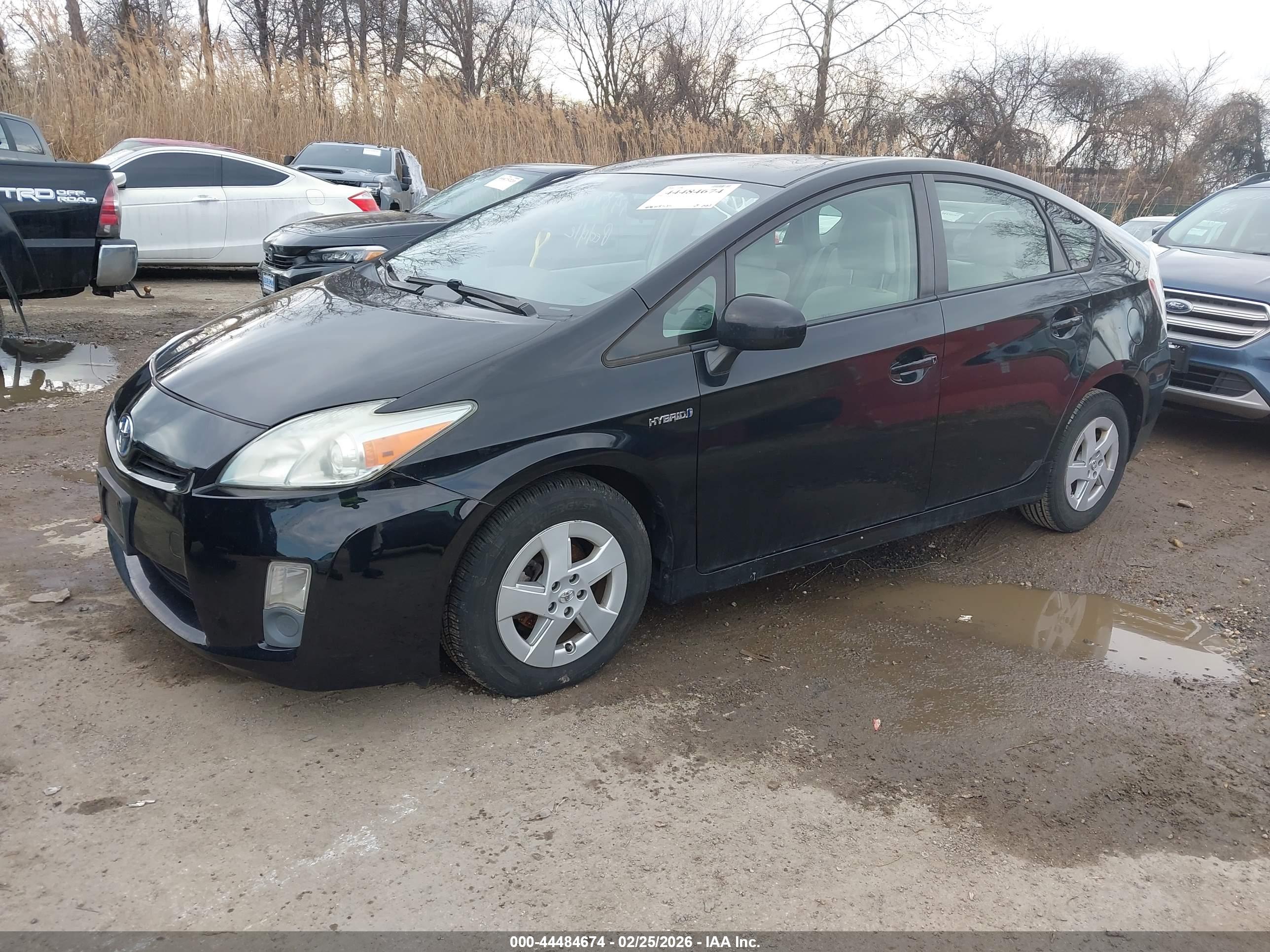 TOYOTA PRIUS image 2