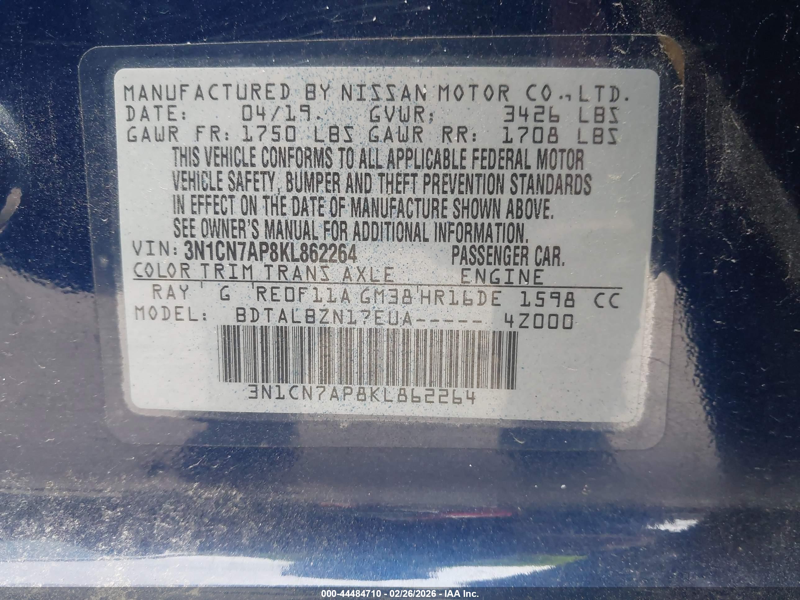 NISSAN VERSA image 9