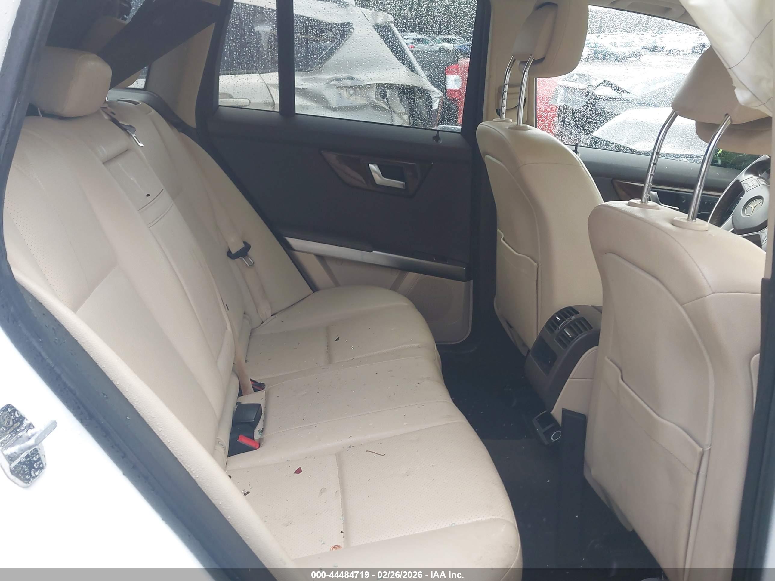 MERCEDES-BENZ GLK image 8