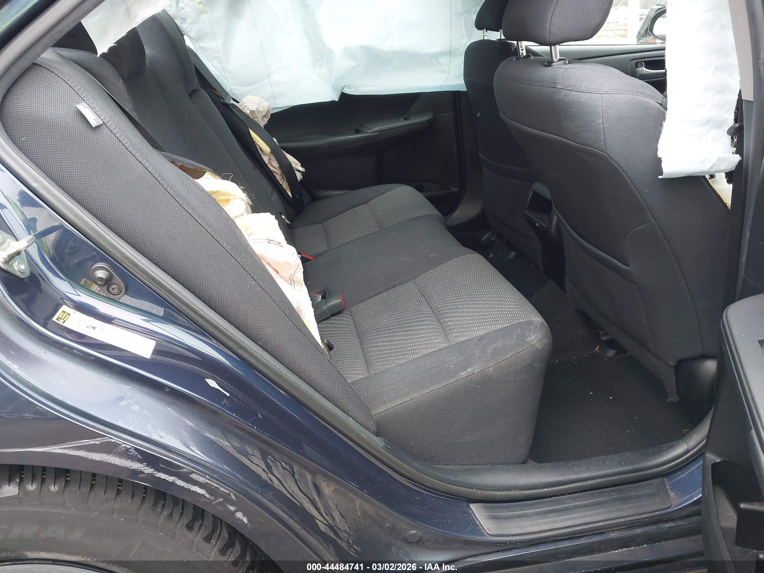 TOYOTA CAMRY image 8