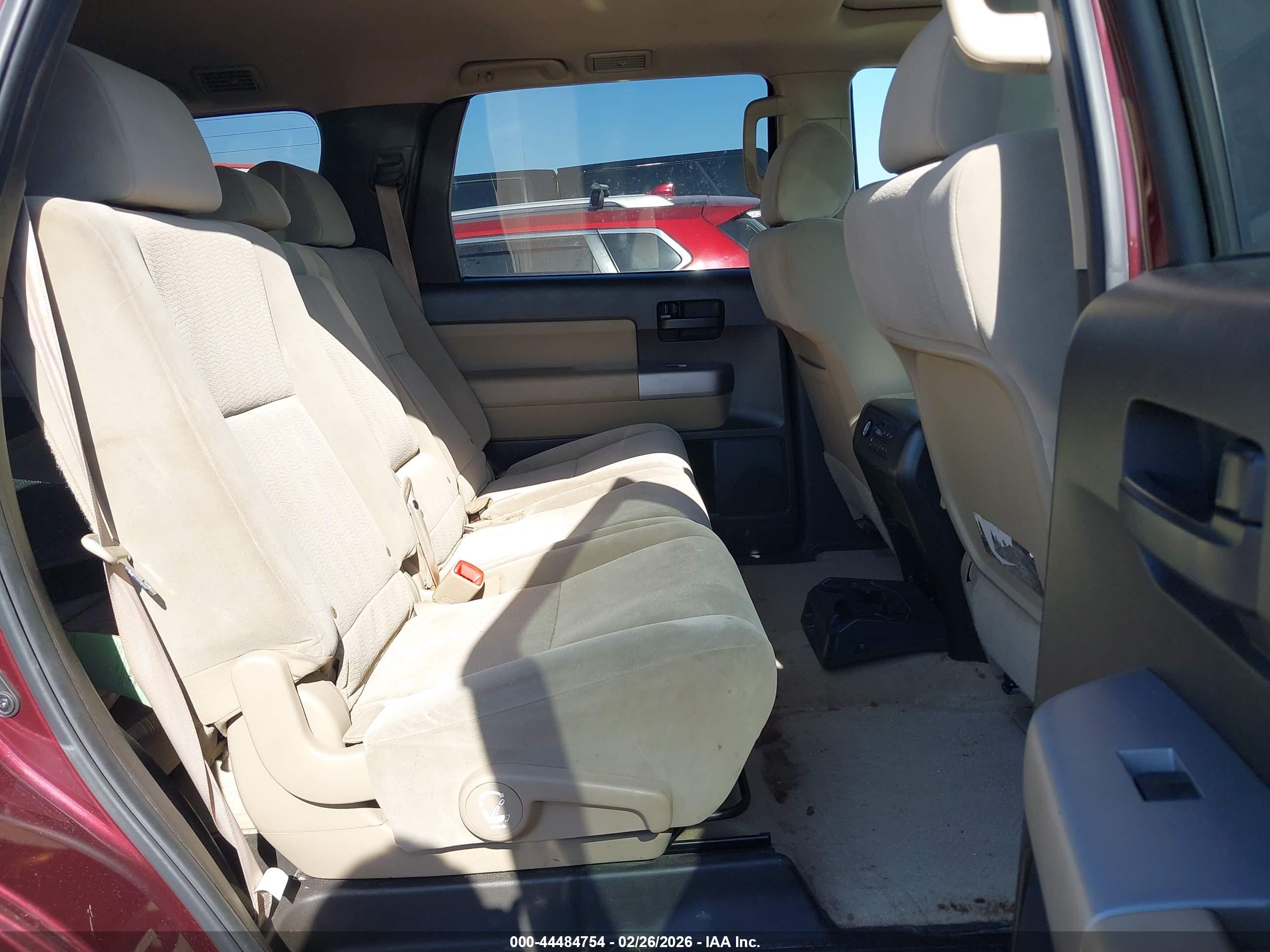 TOYOTA SEQUOIA image 8