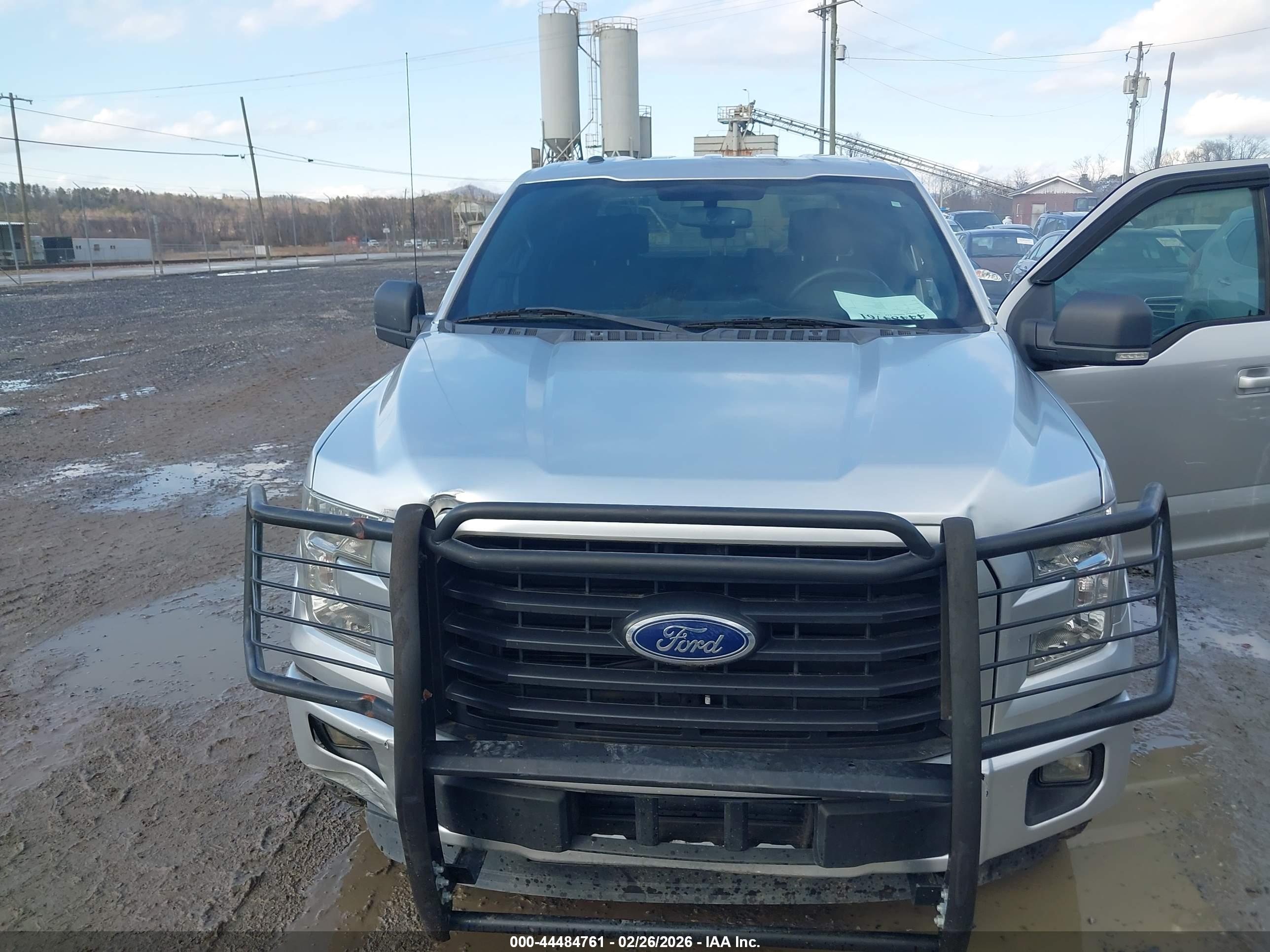 FORD F-150 image 6