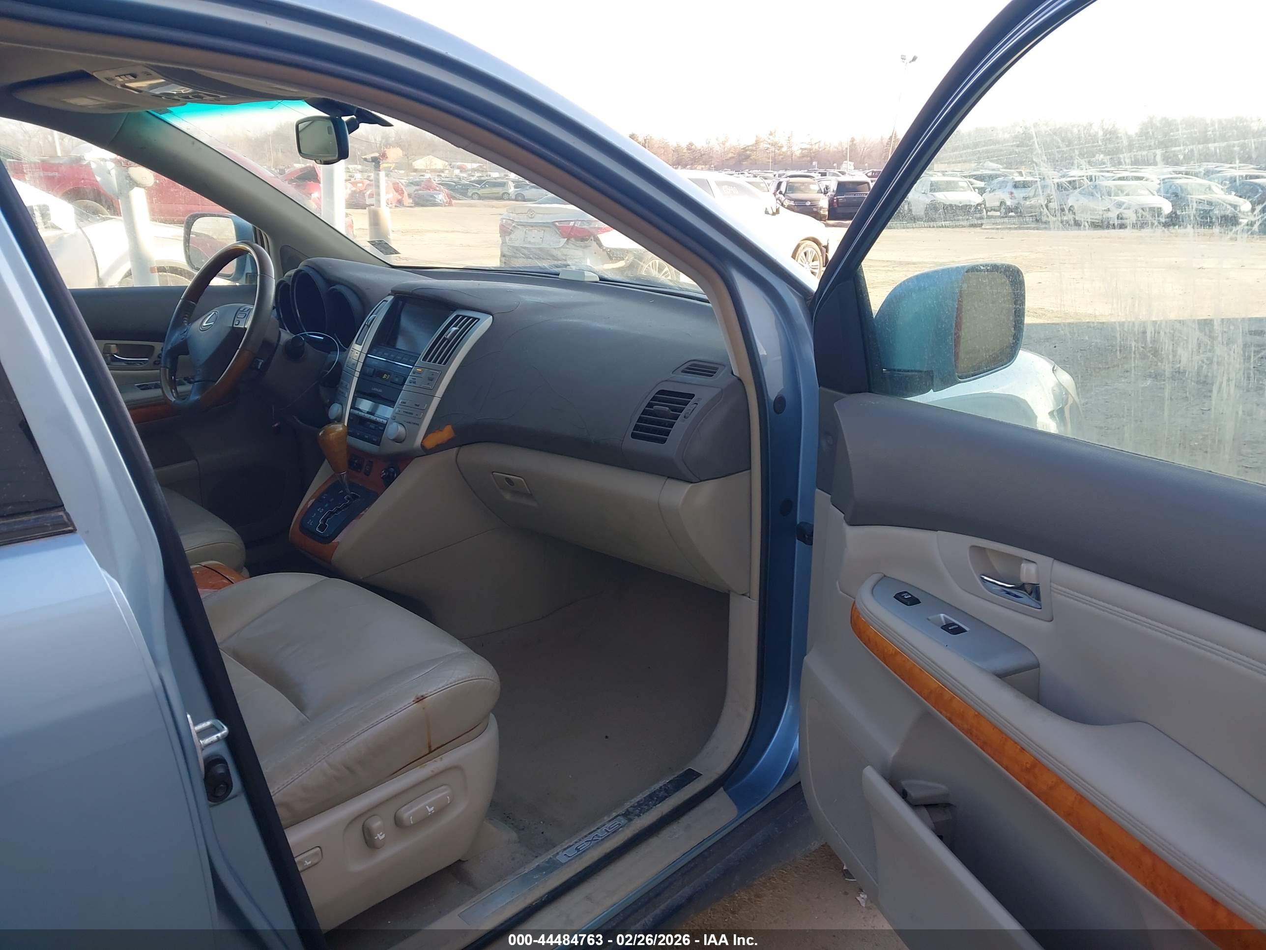 LEXUS RX image 5