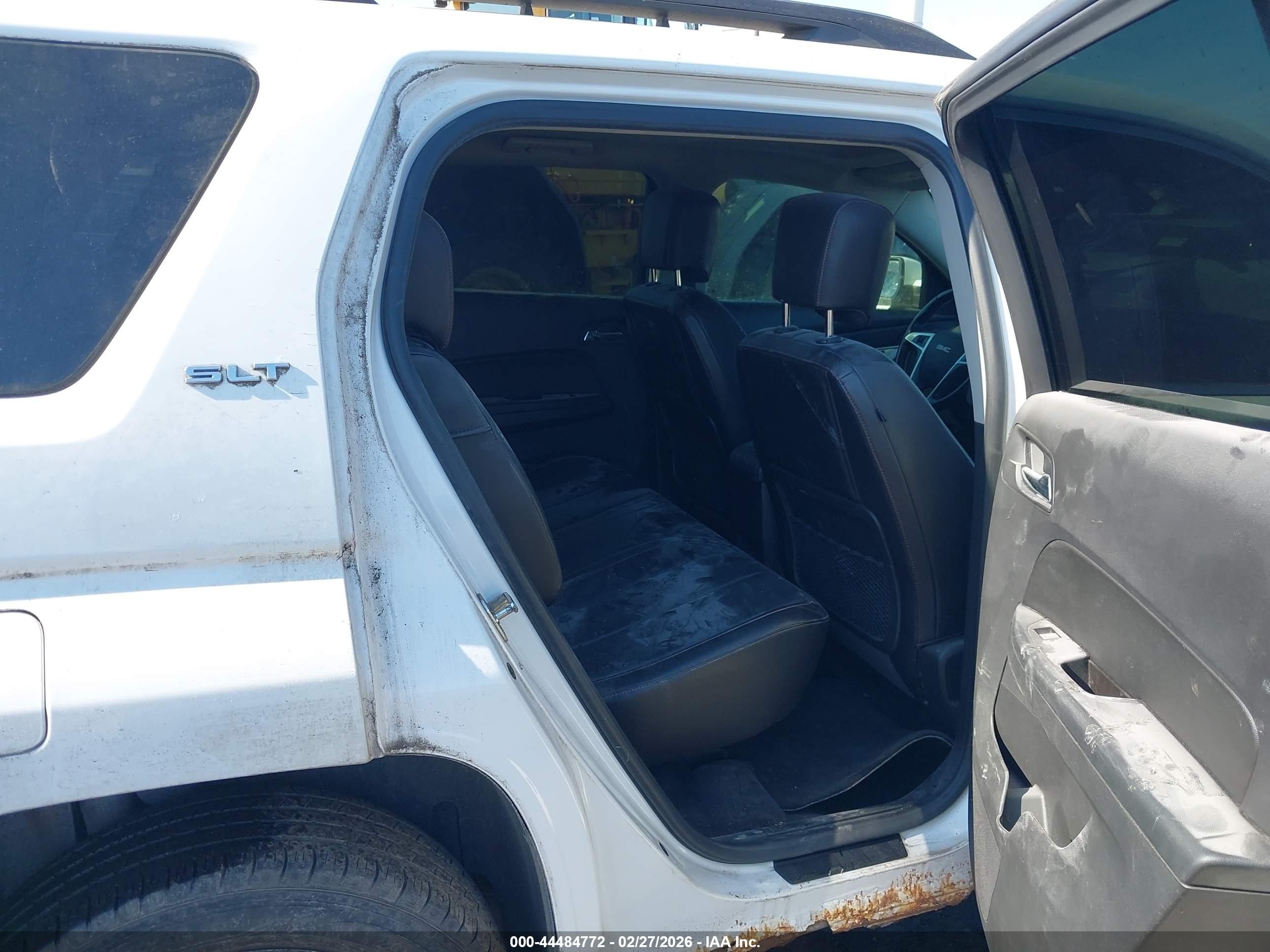 GMC TERRAIN image 8