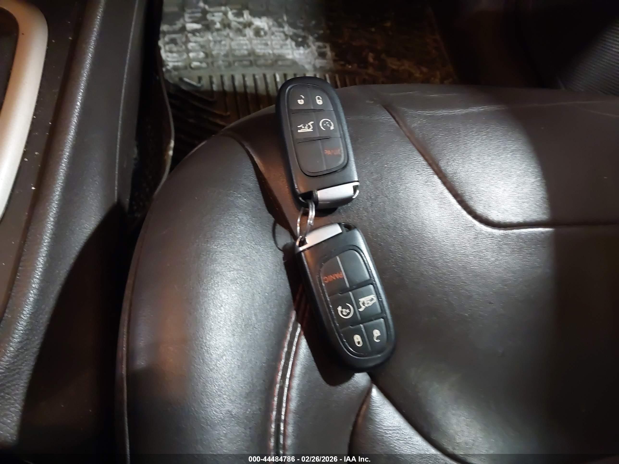 JEEP CHEROKEE image 11