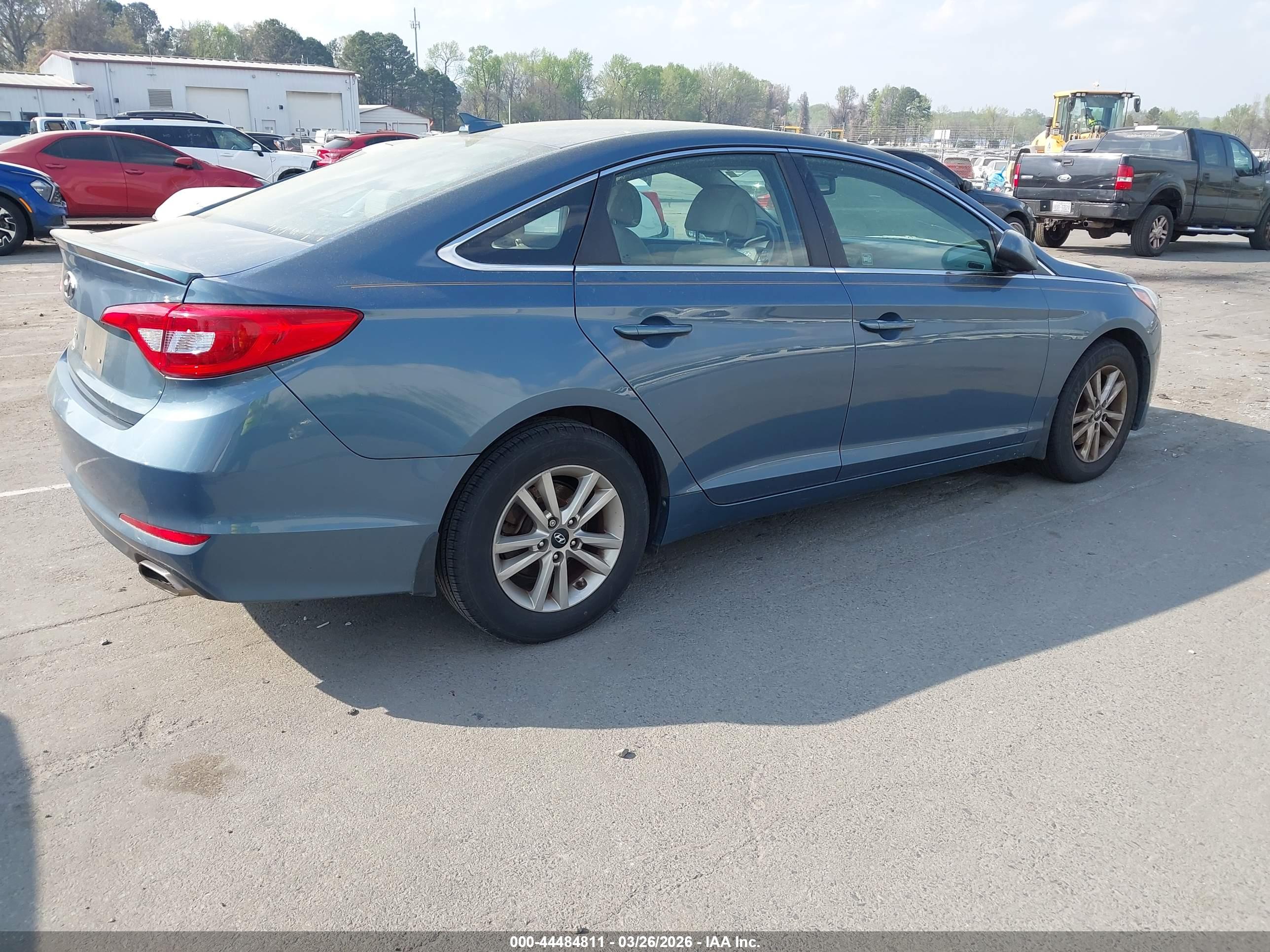 HYUNDAI SONATA image 4