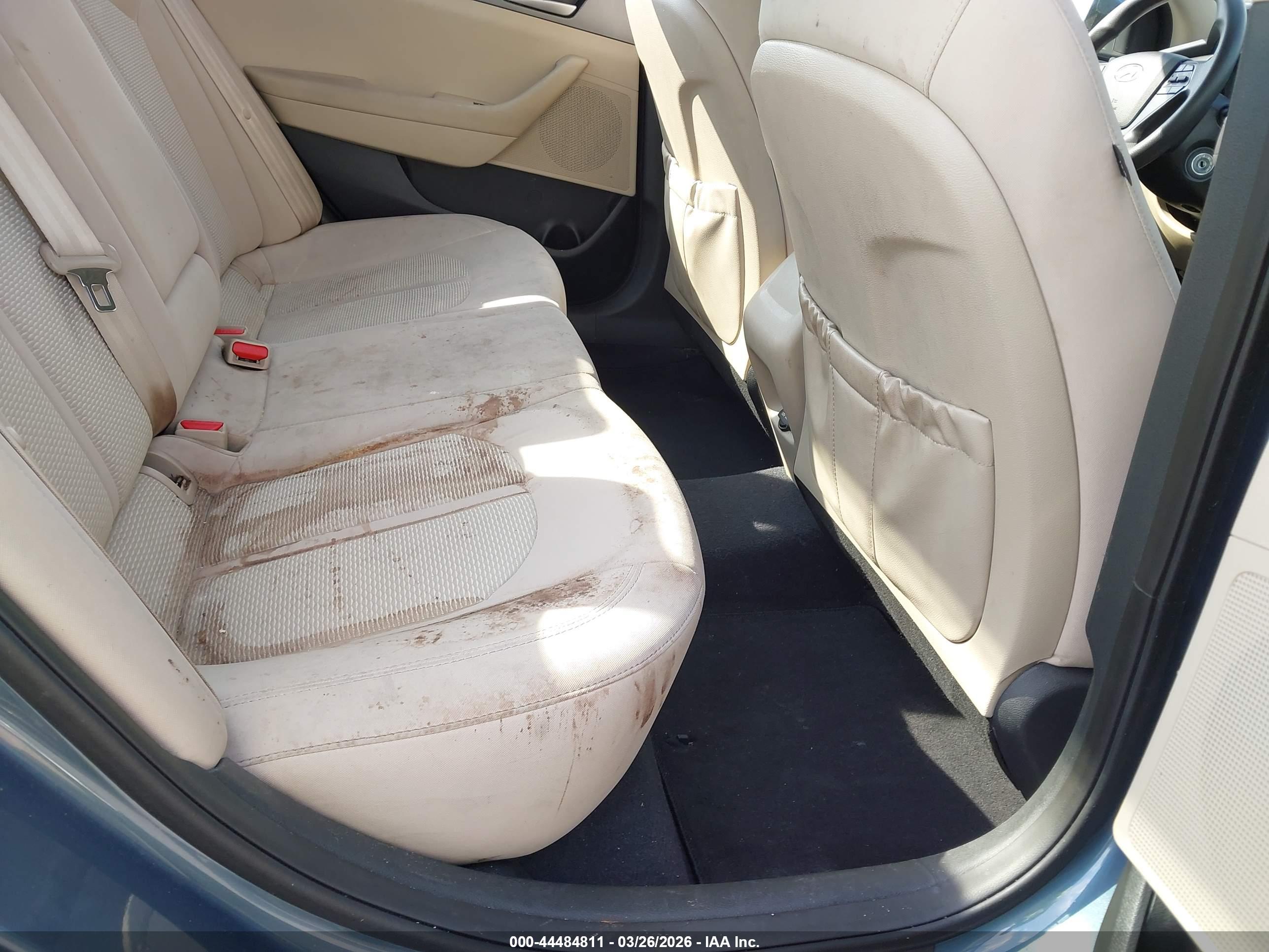 HYUNDAI SONATA image 8