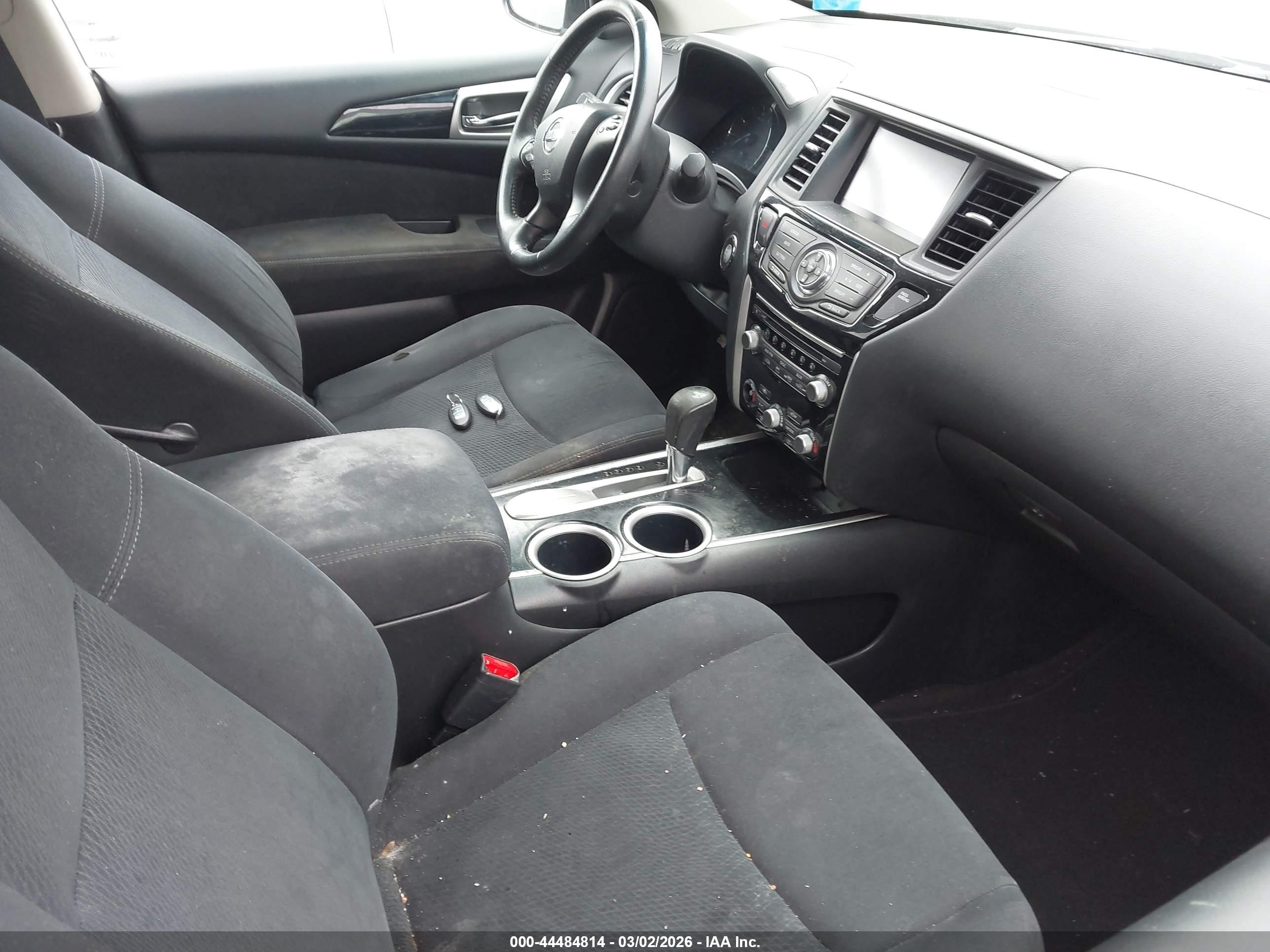 NISSAN PATHFINDER image 5
