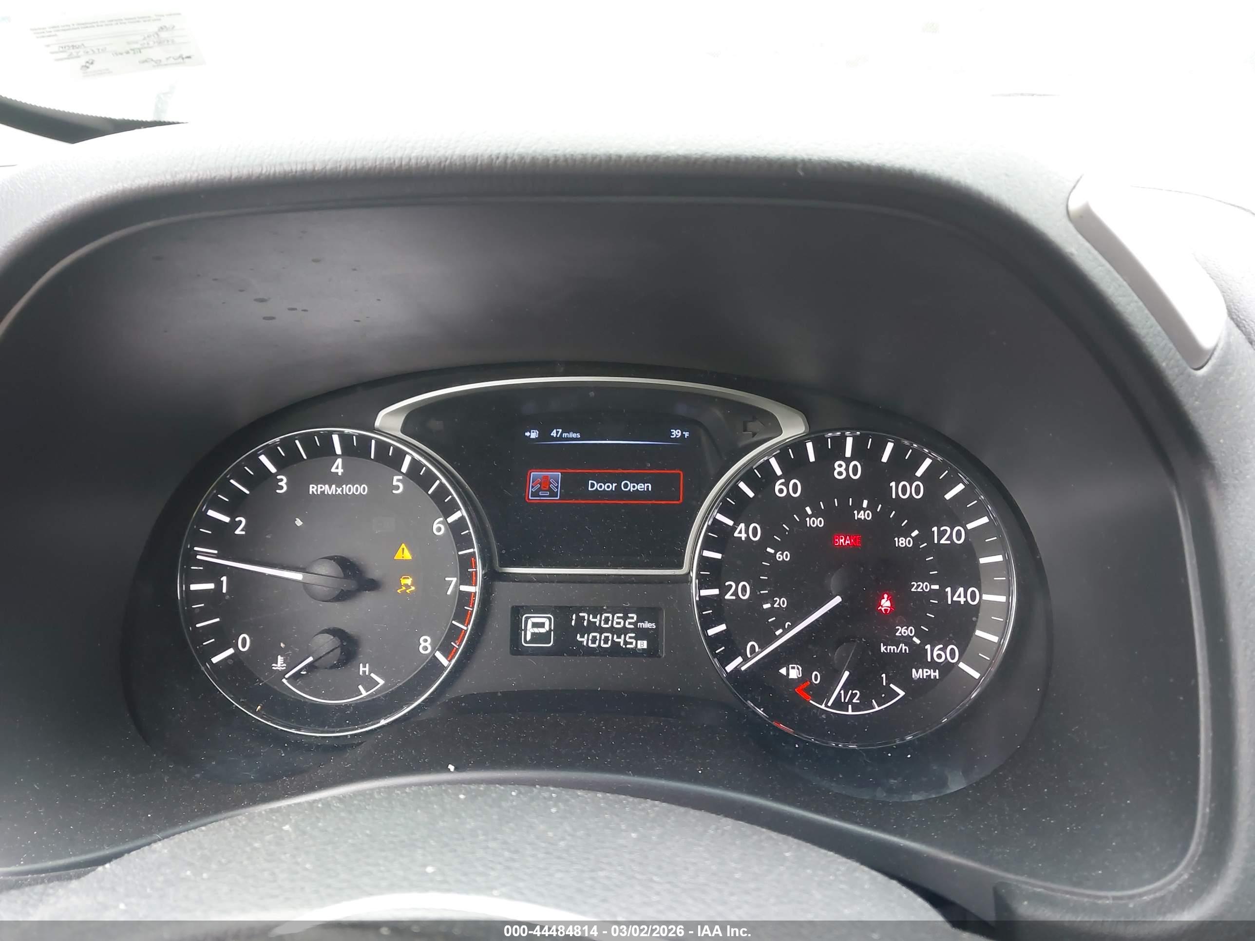 NISSAN PATHFINDER image 7