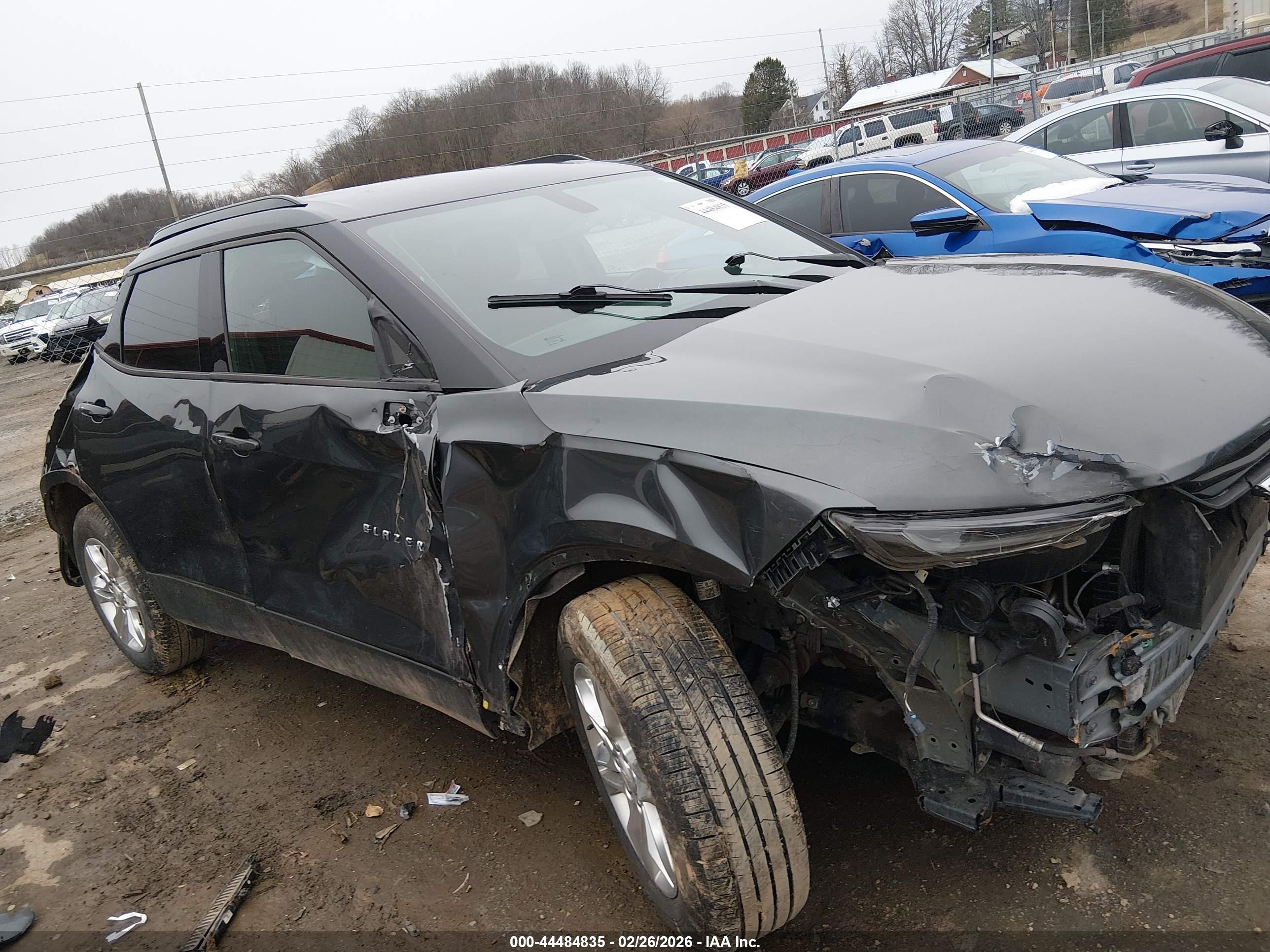CHEVROLET BLAZER image 6
