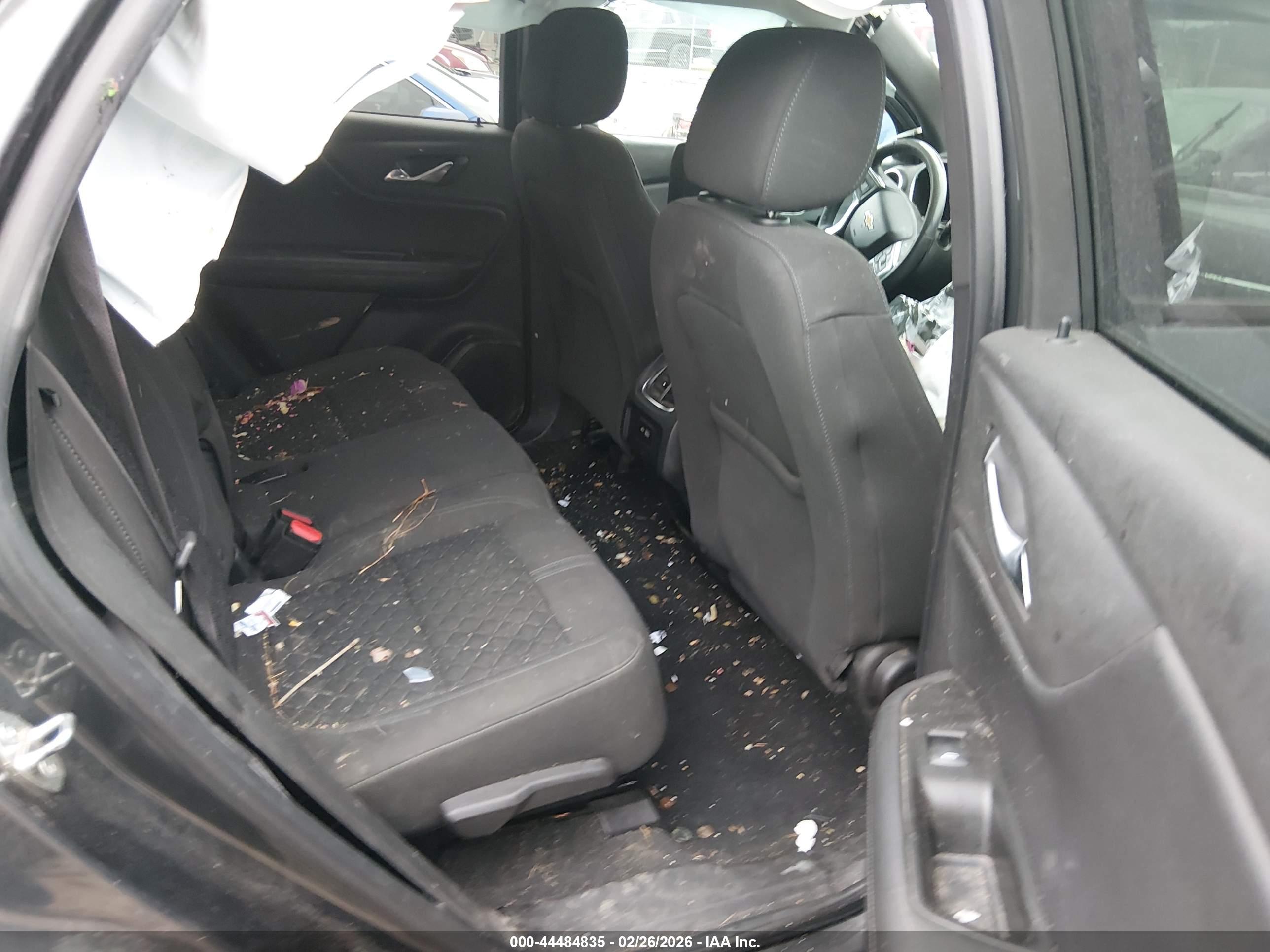 CHEVROLET BLAZER image 8