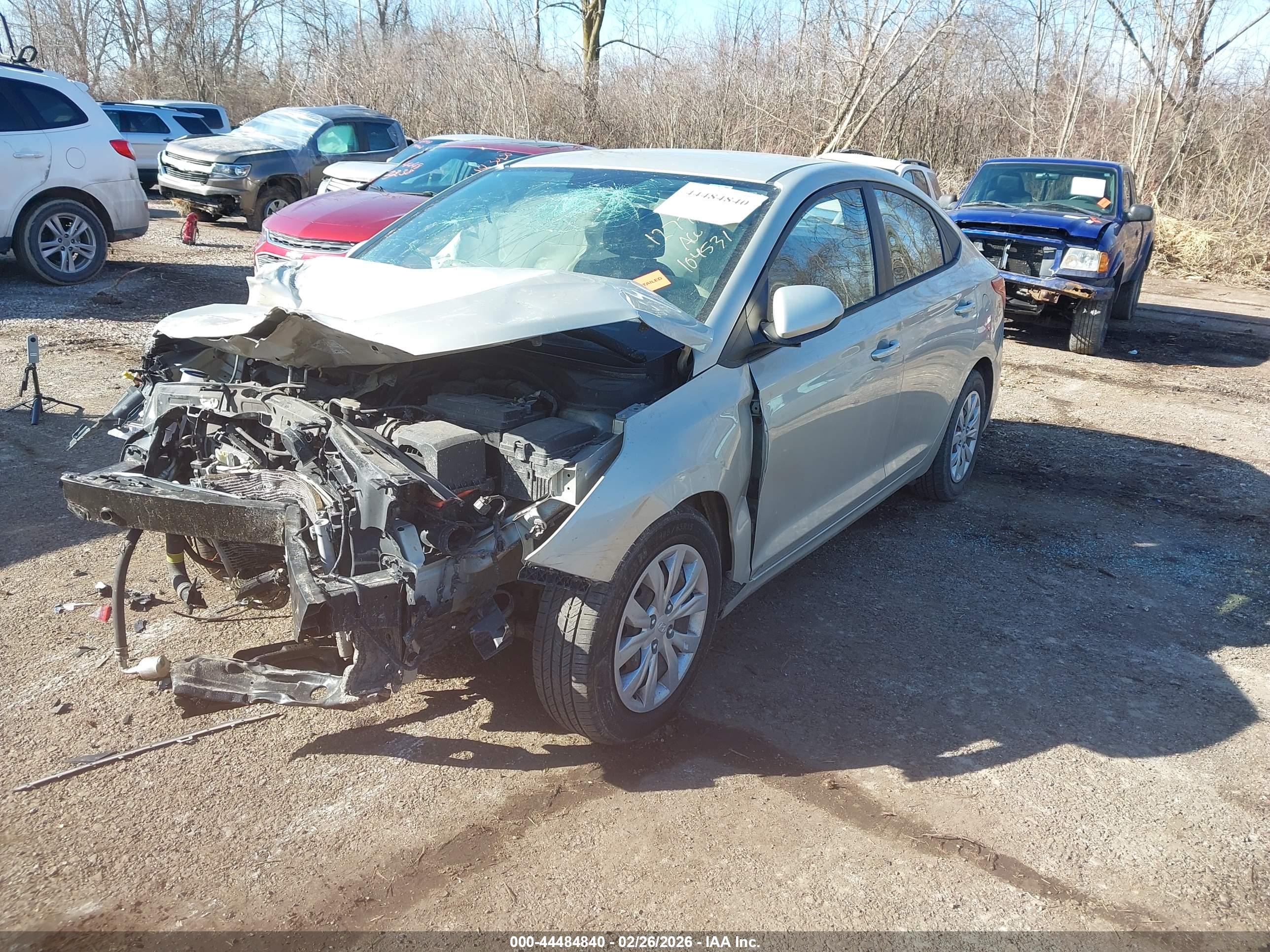 HYUNDAI ACCENT image 2