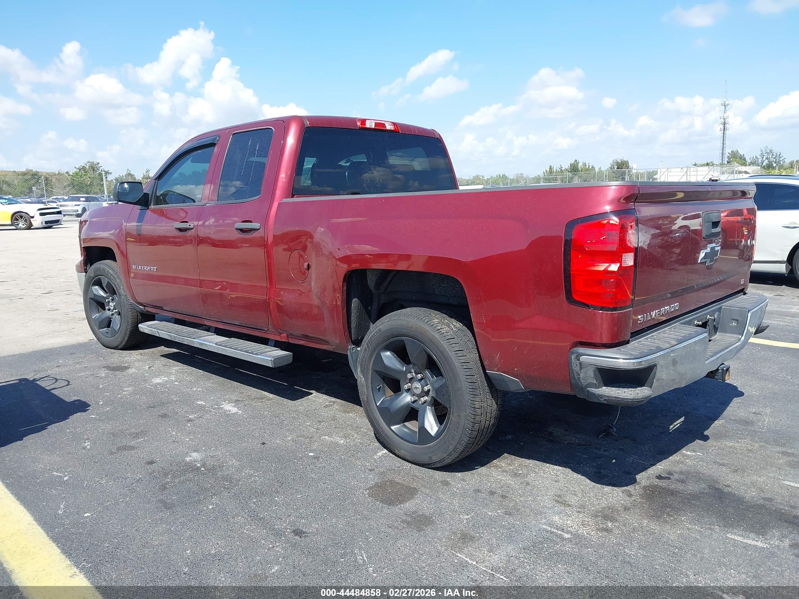CHEVROLET SILVERADO image 3