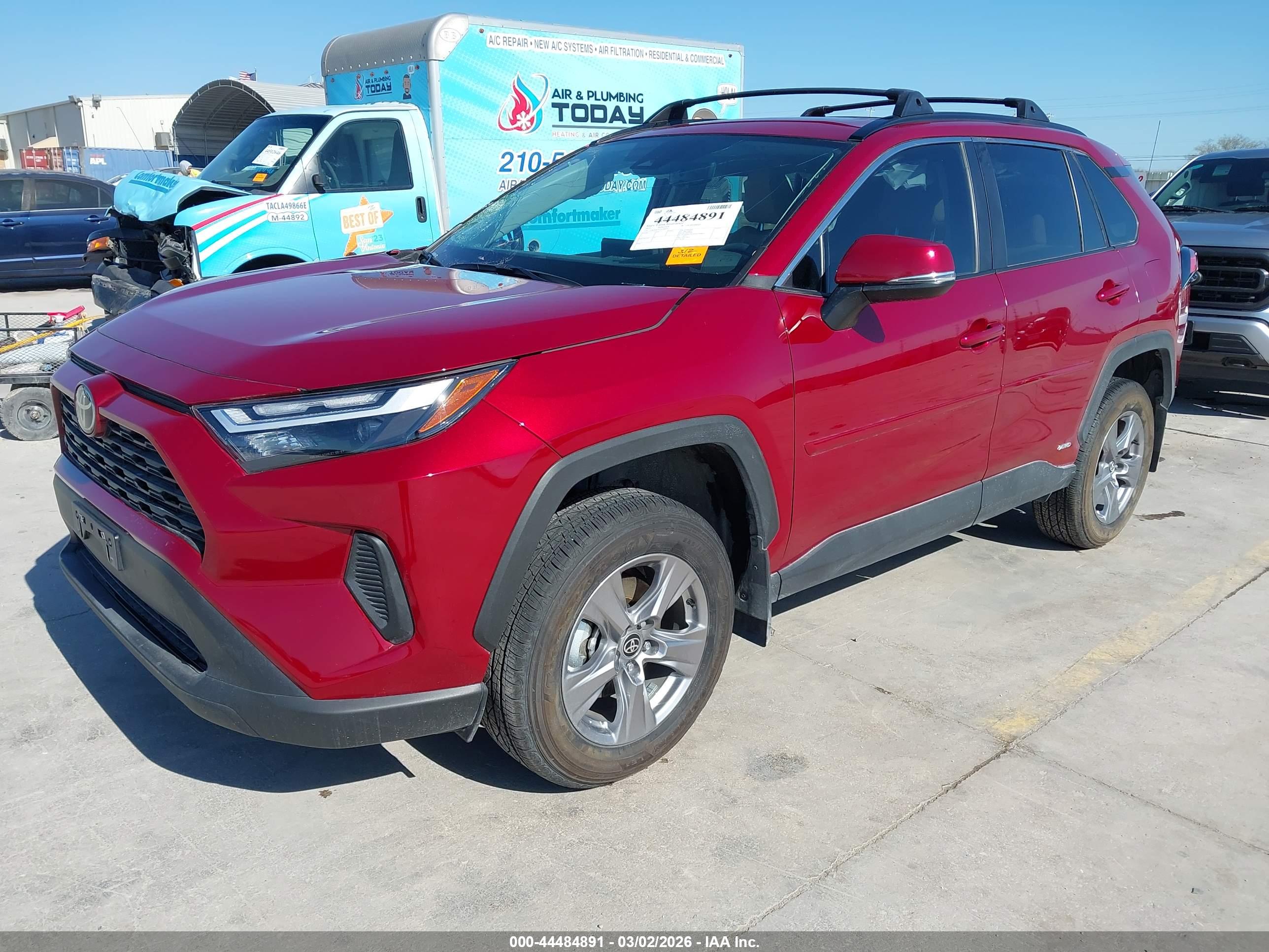 TOYOTA RAV4 image 2