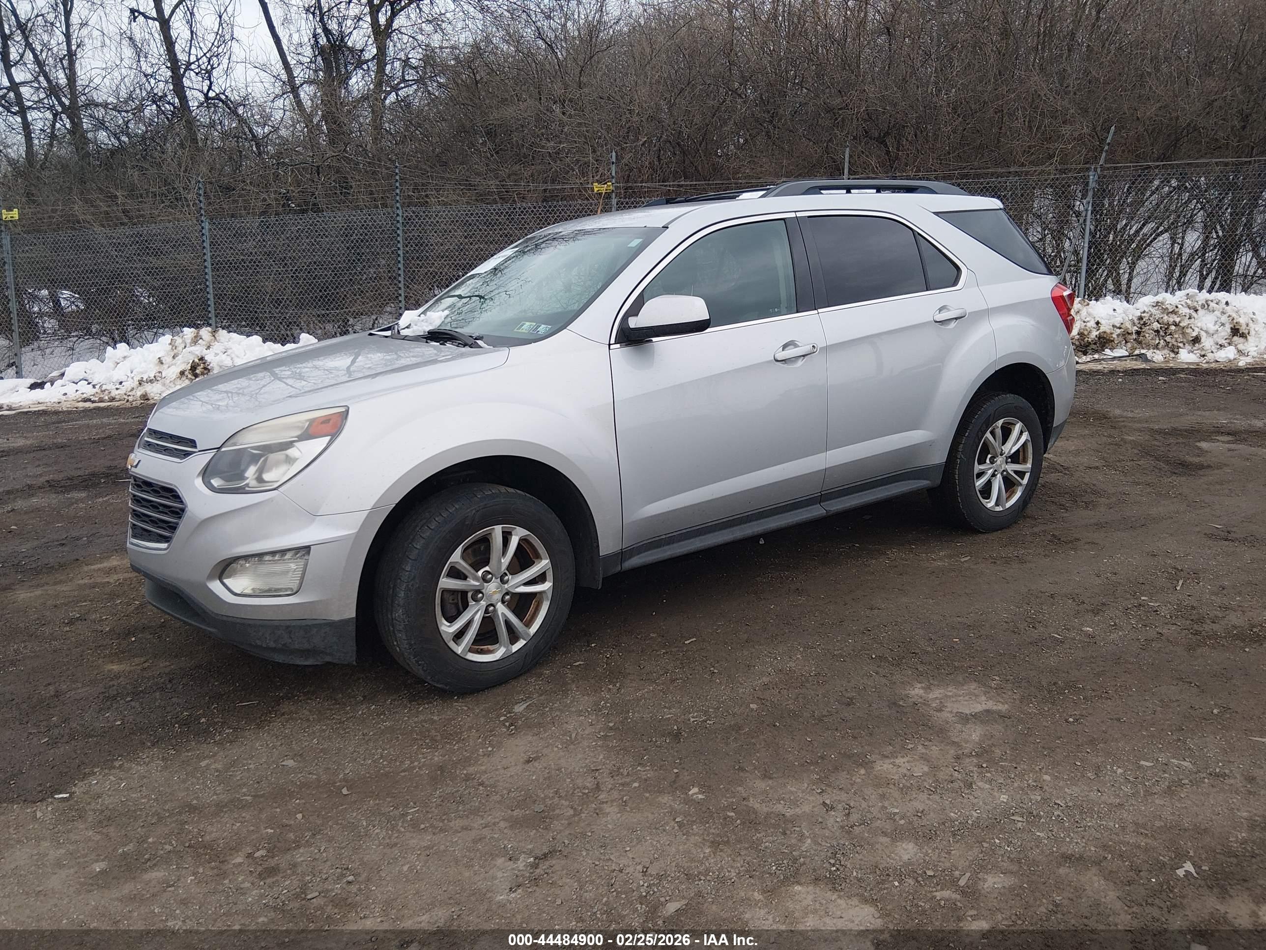 CHEVROLET EQUINOX image 2
