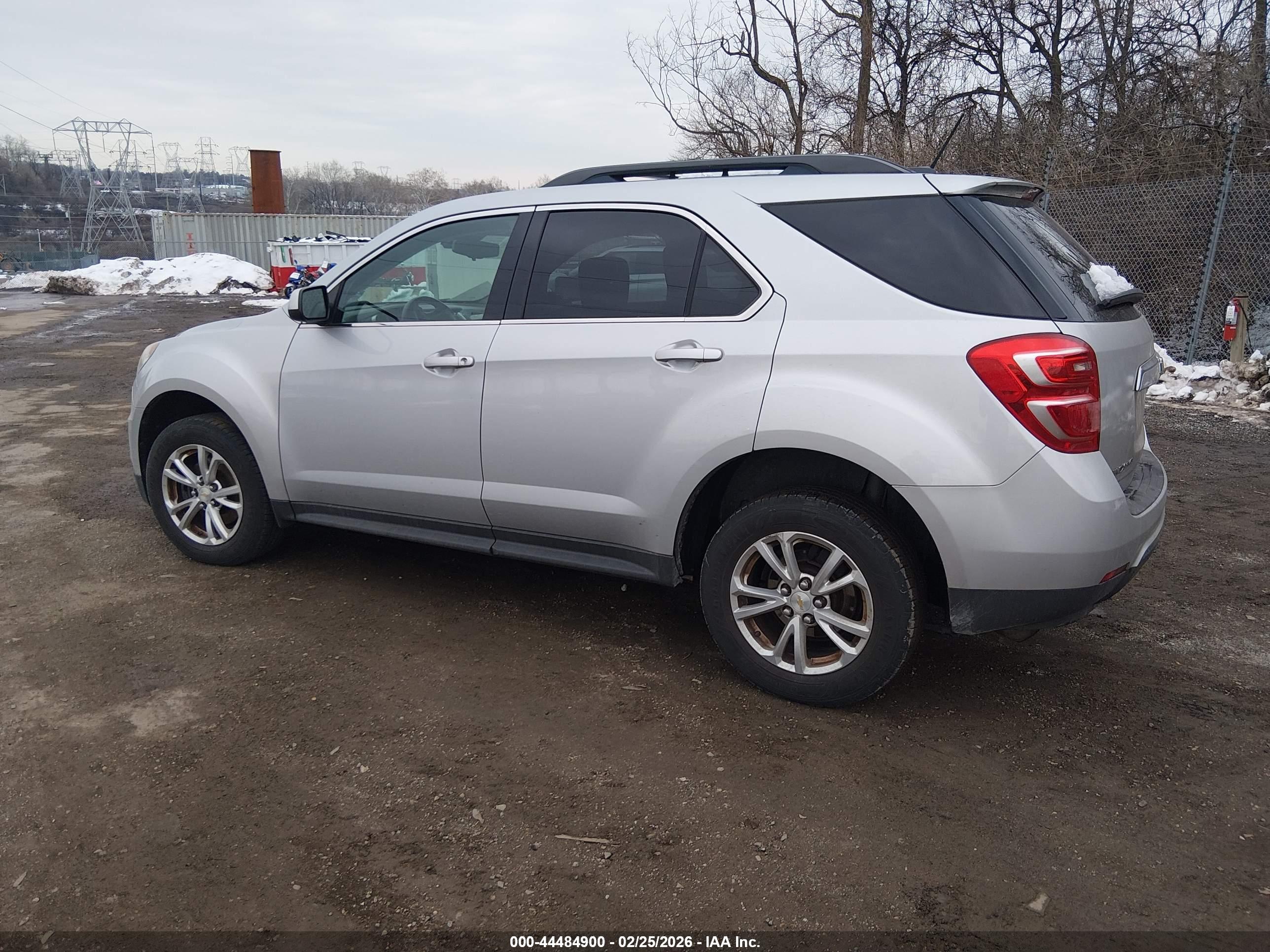 CHEVROLET EQUINOX image 3