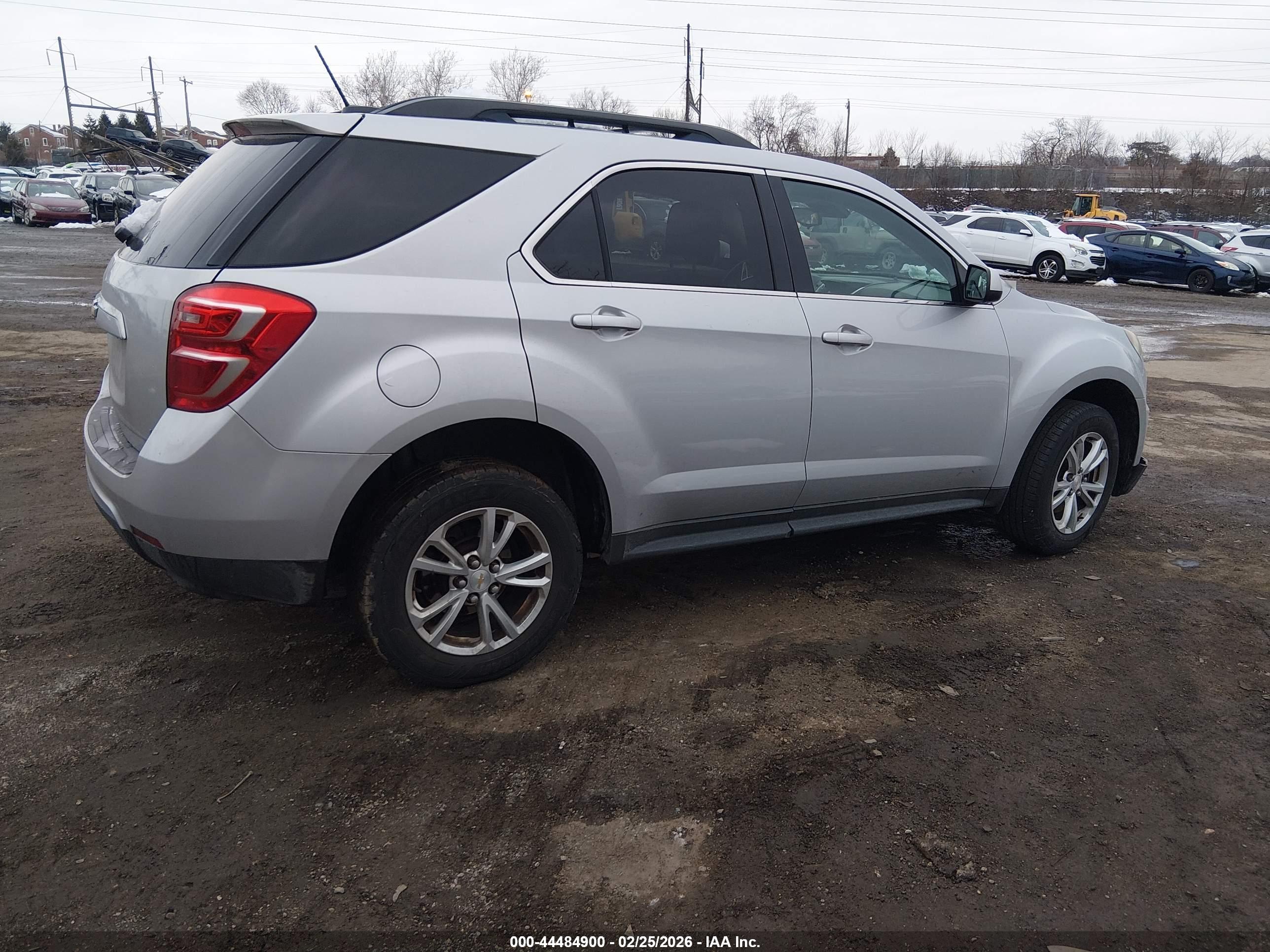 CHEVROLET EQUINOX image 4