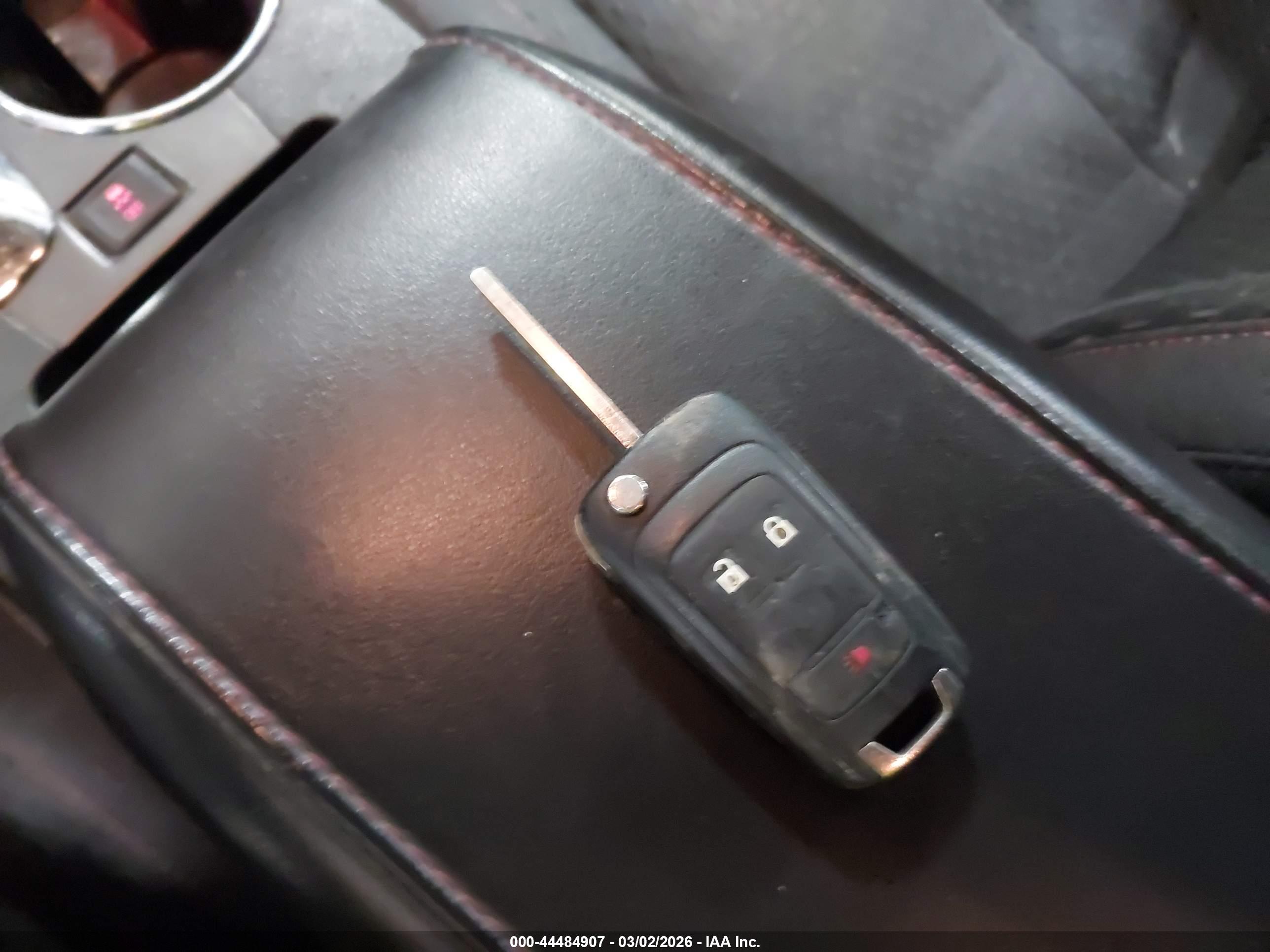 GMC TERRAIN image 11
